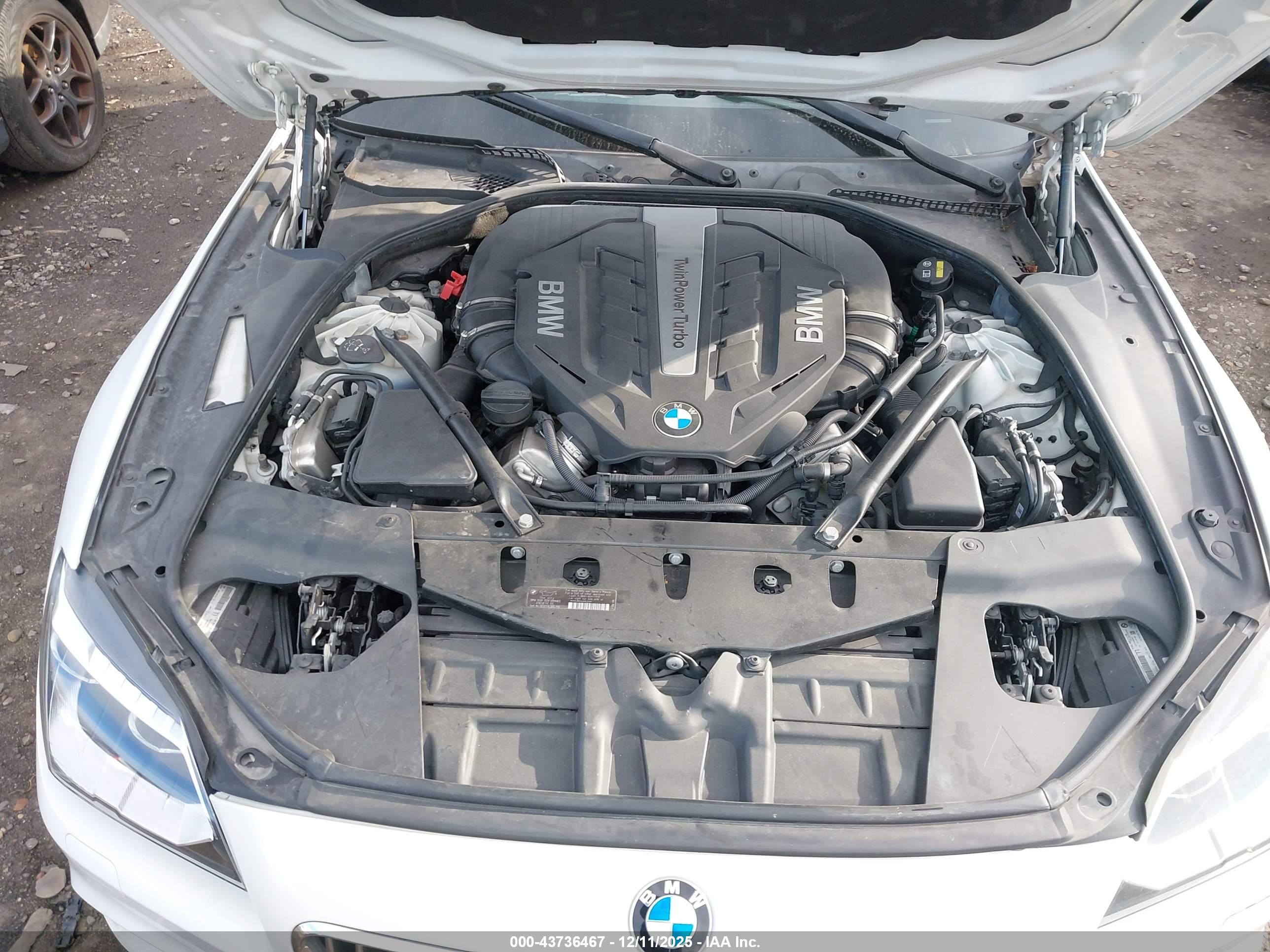 BMW 650I image 10