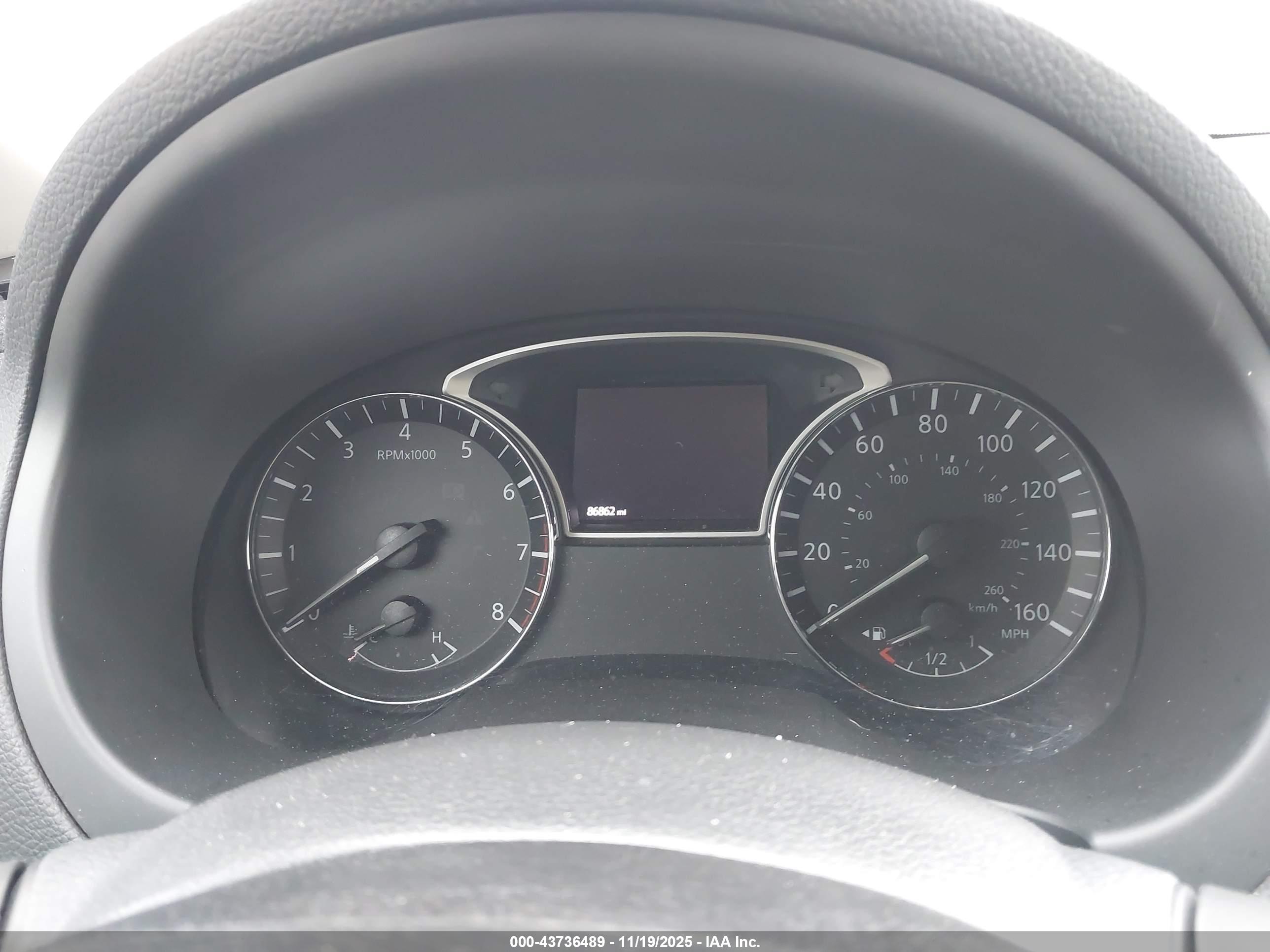 NISSAN ALTIMA image 7