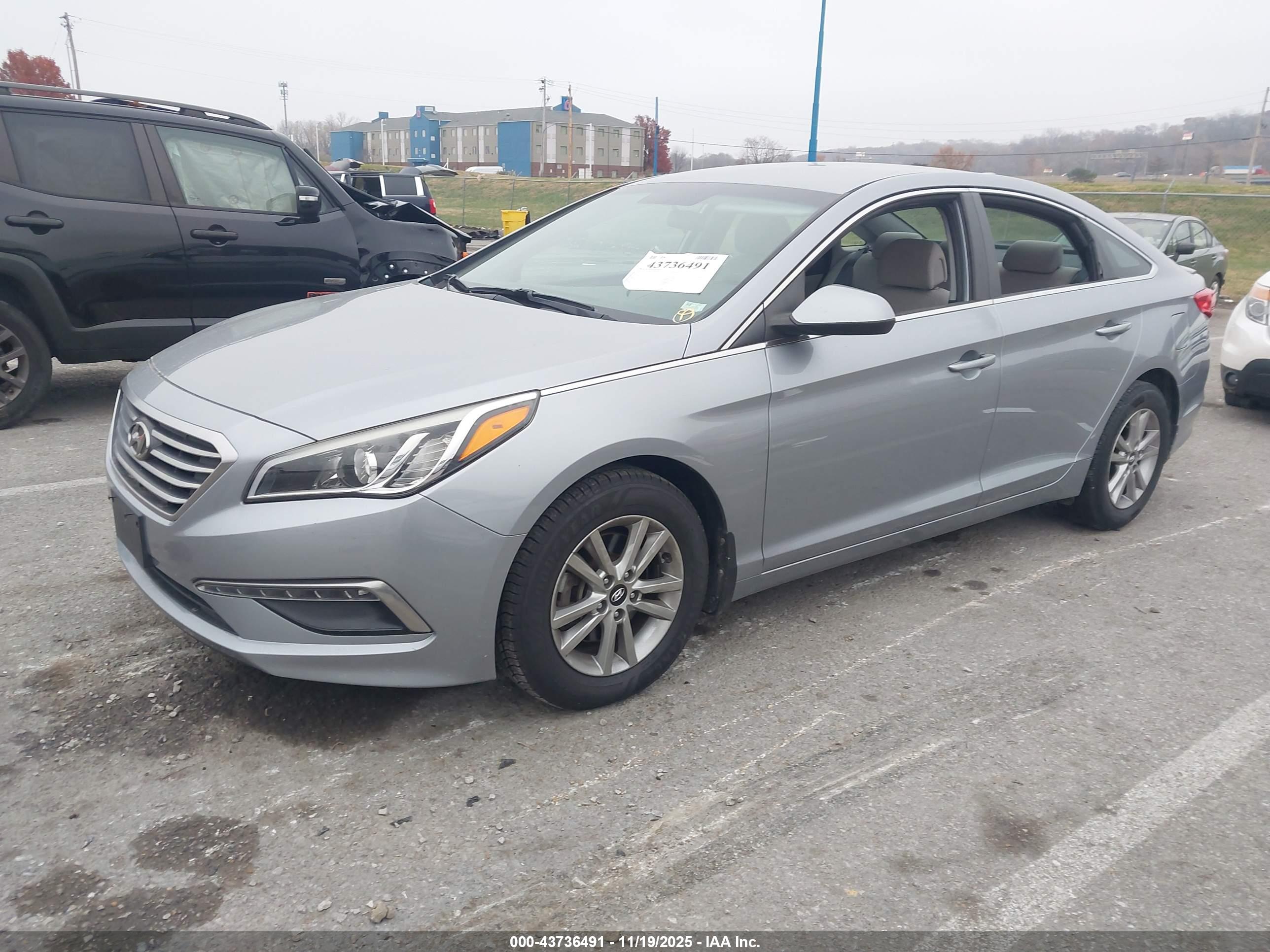 HYUNDAI SONATA image 2