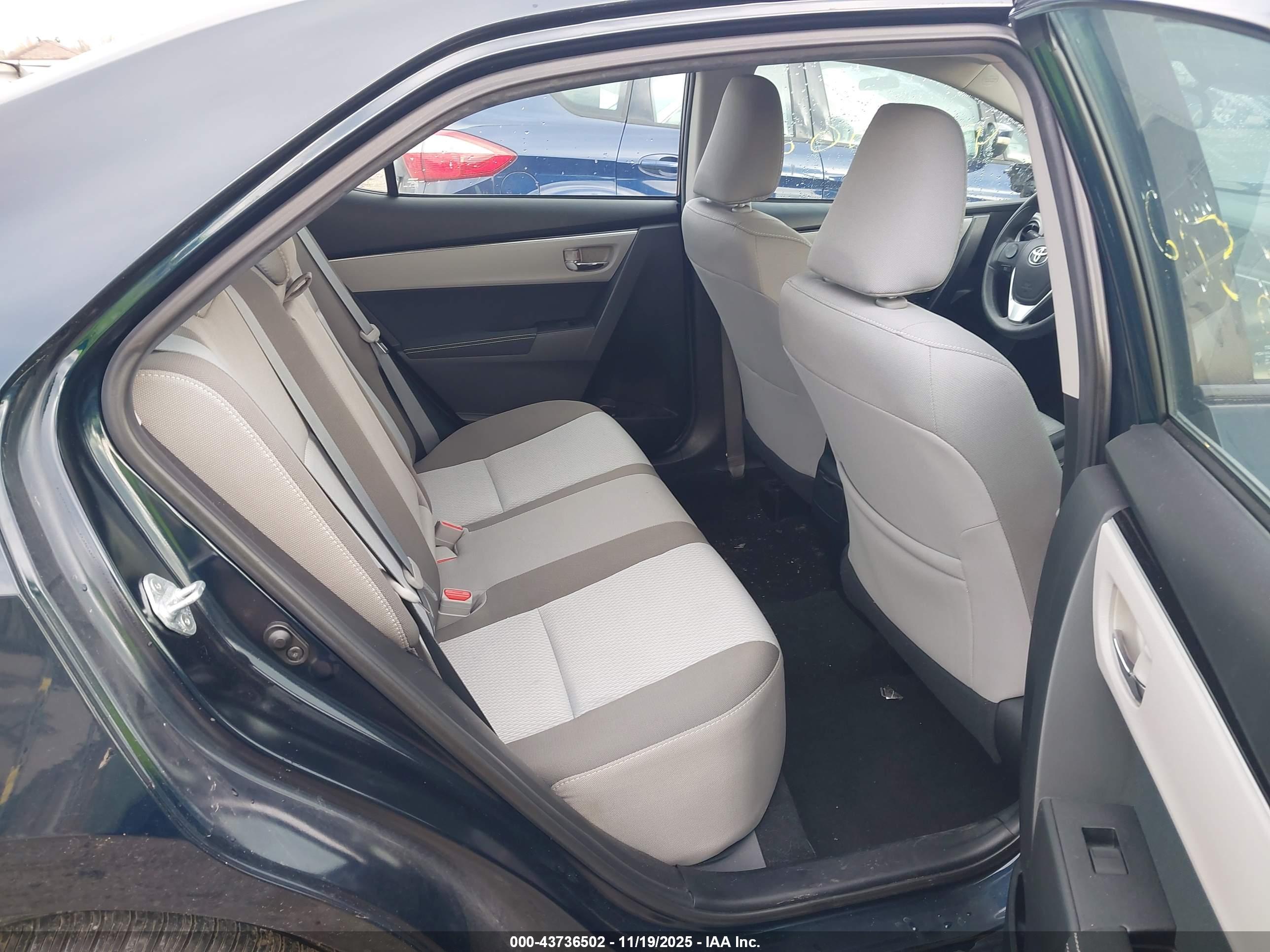 TOYOTA COROLLA image 8