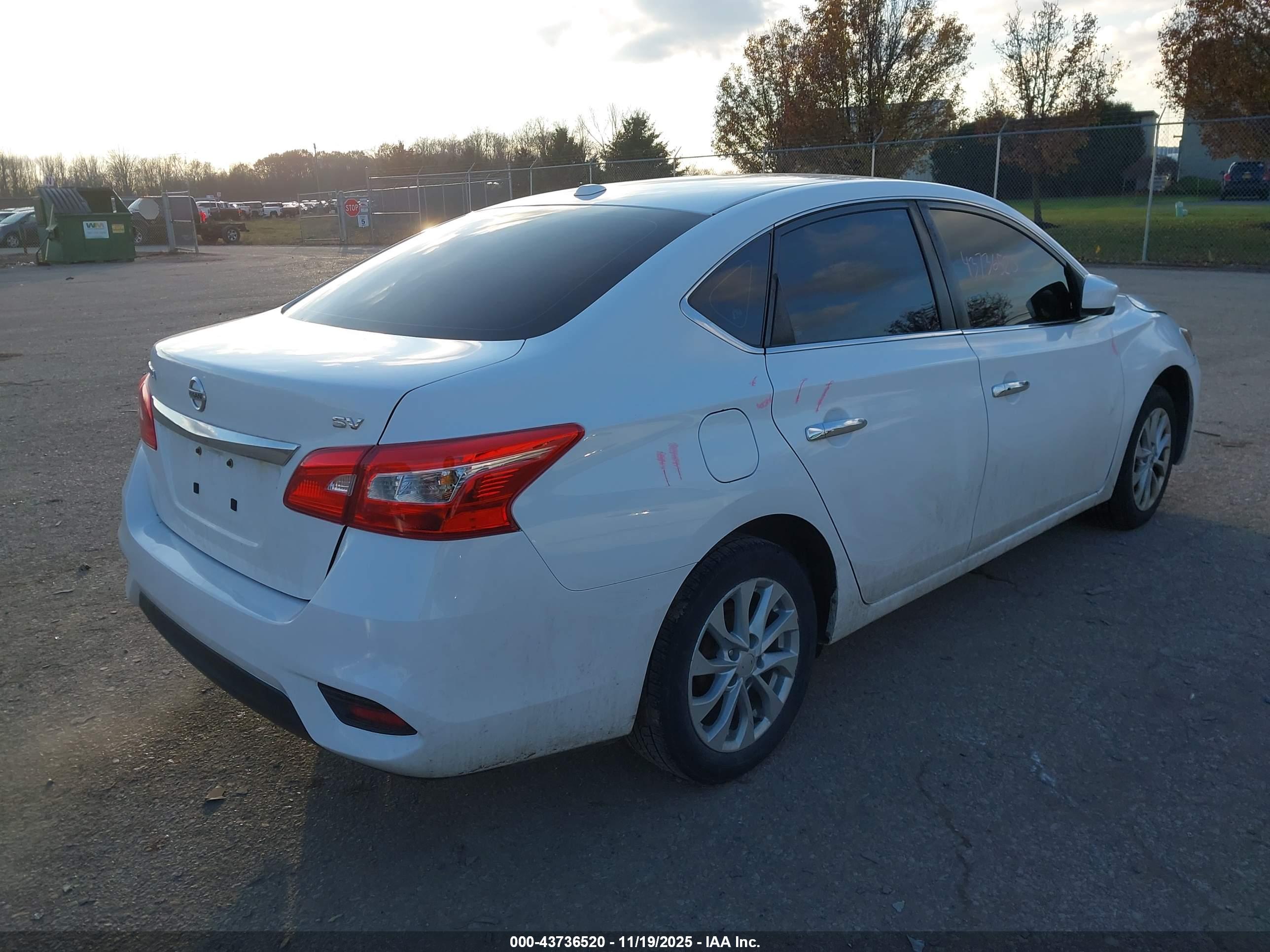 NISSAN SENTRA image 4