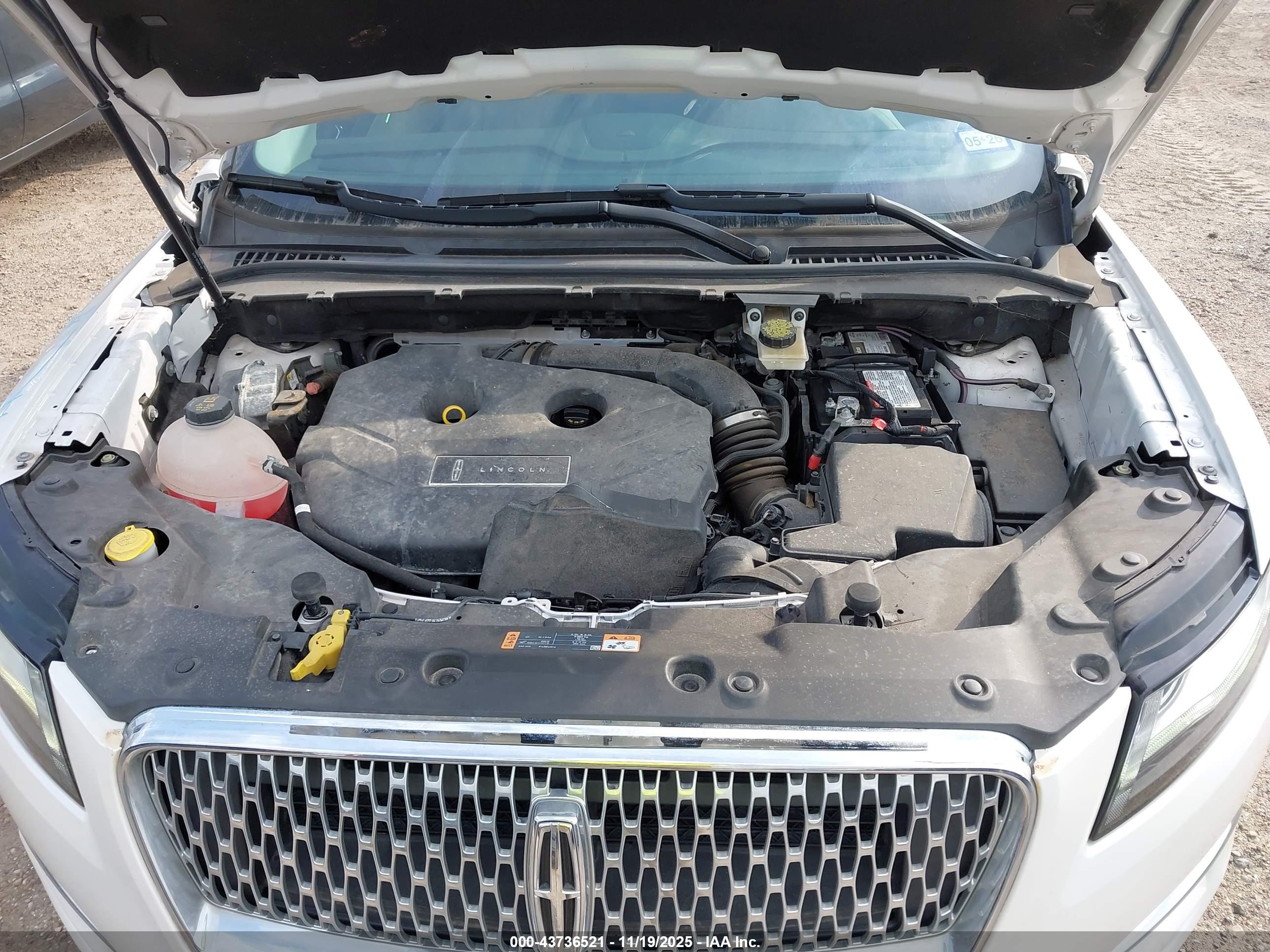 LINCOLN MKC image 10
