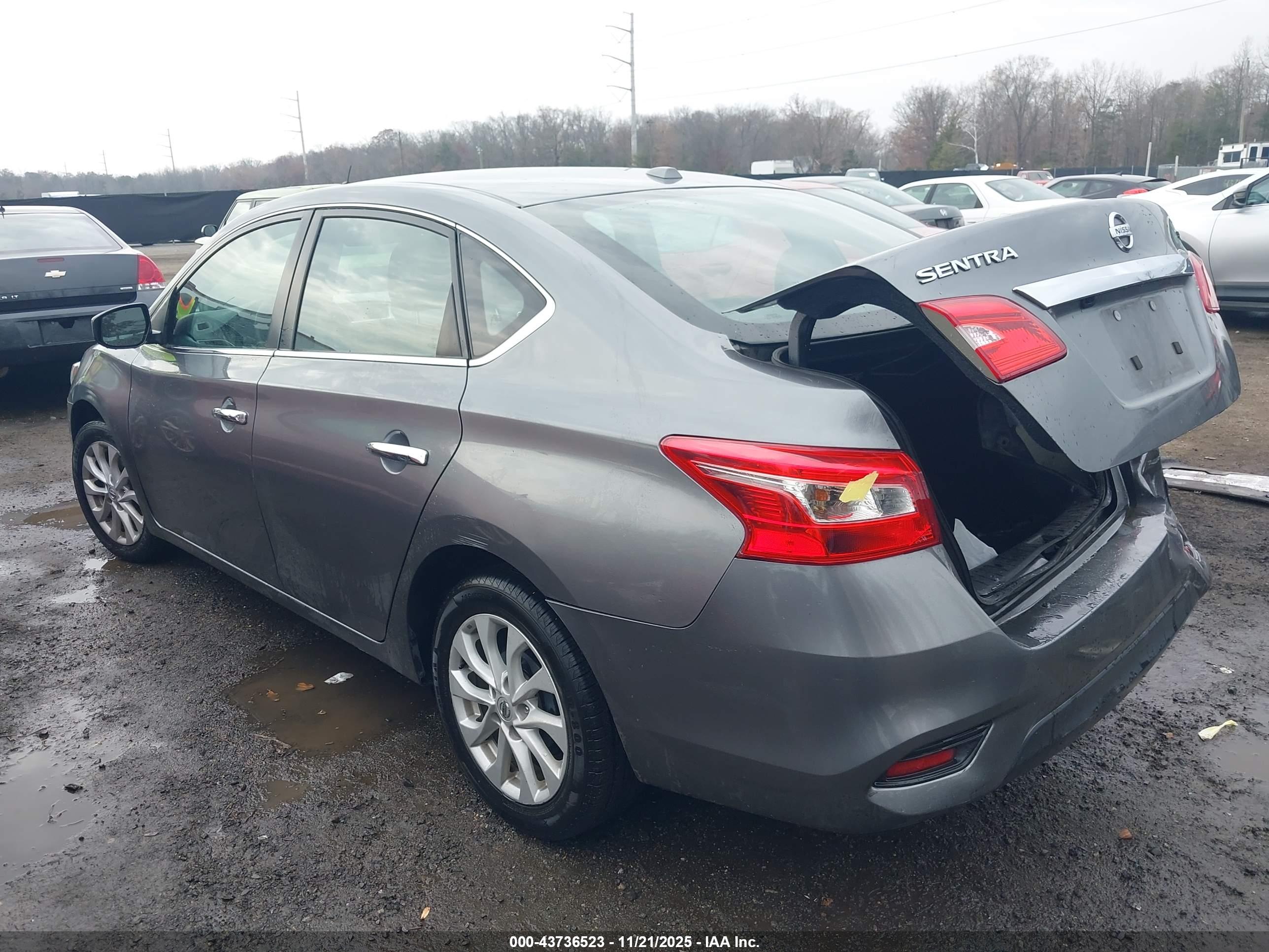 NISSAN SENTRA image 3