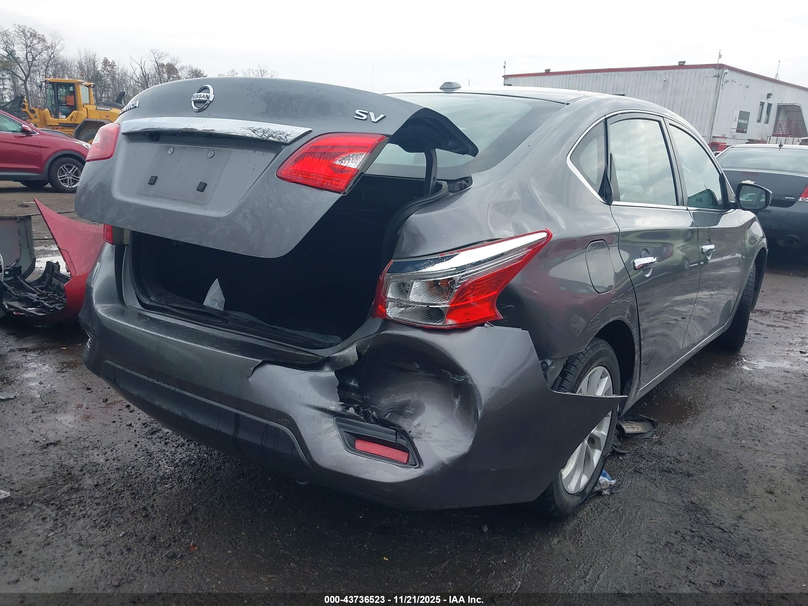 NISSAN SENTRA image 6