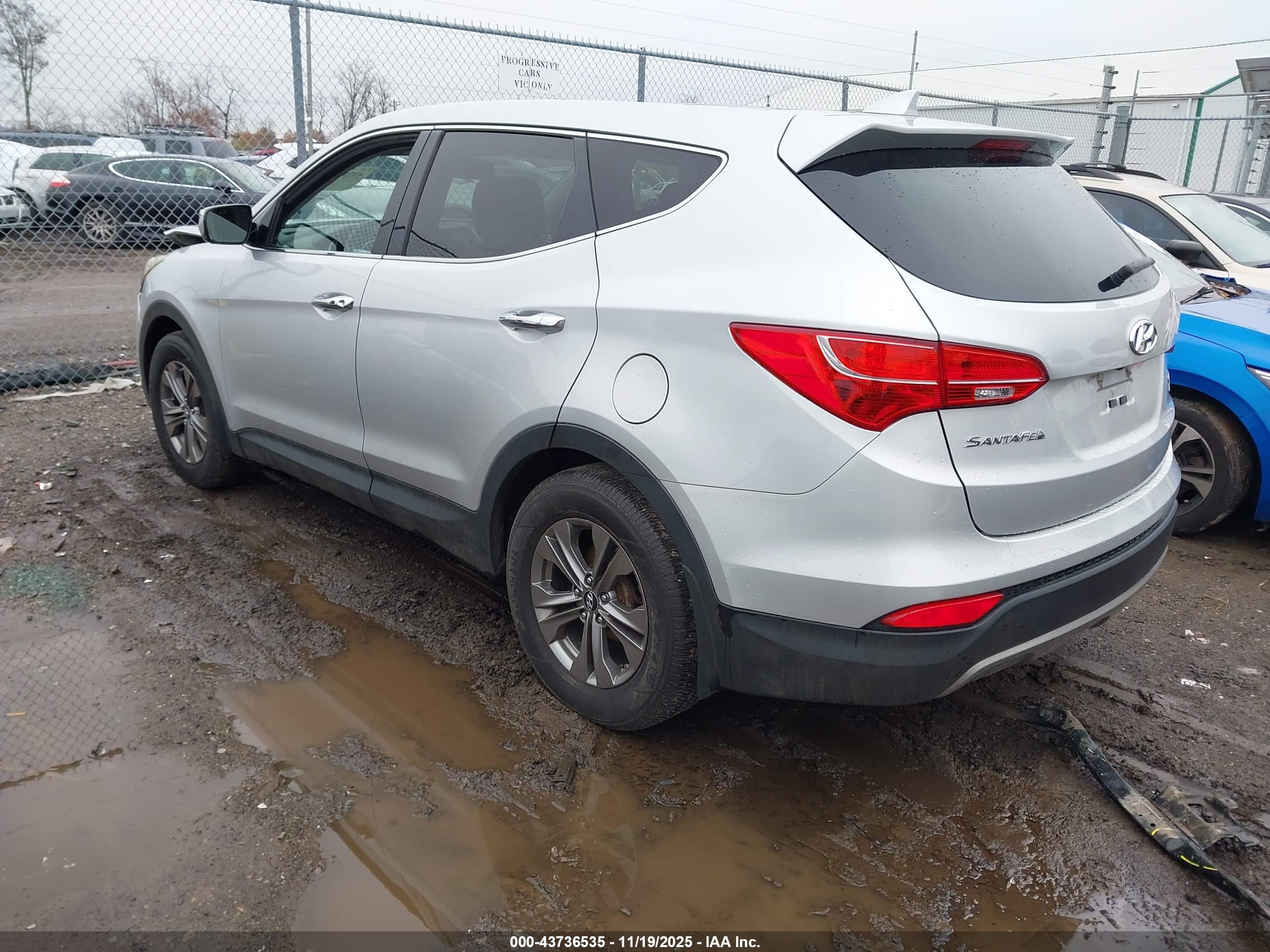 HYUNDAI SANTA image 3