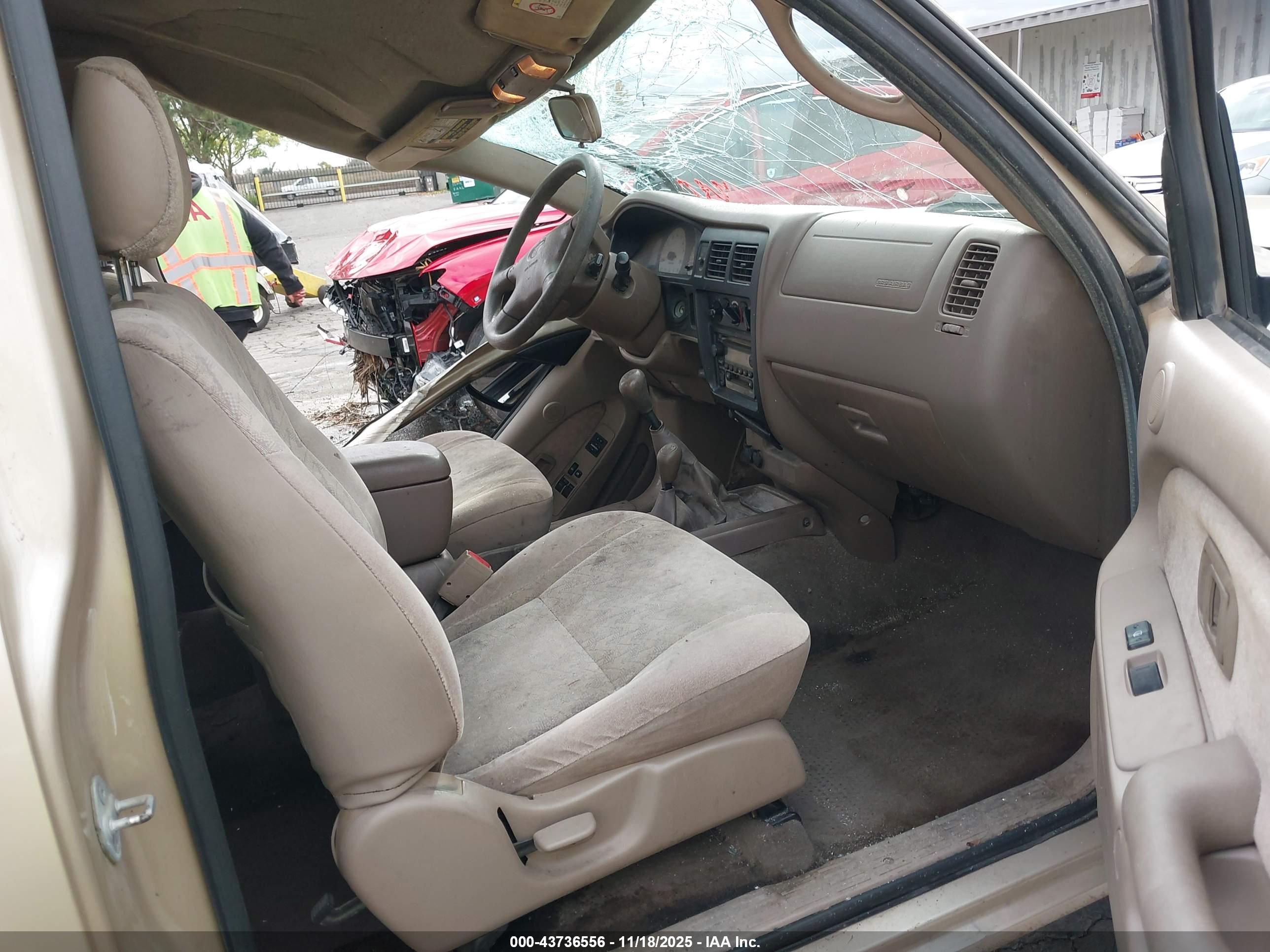 TOYOTA TACOMA image 5