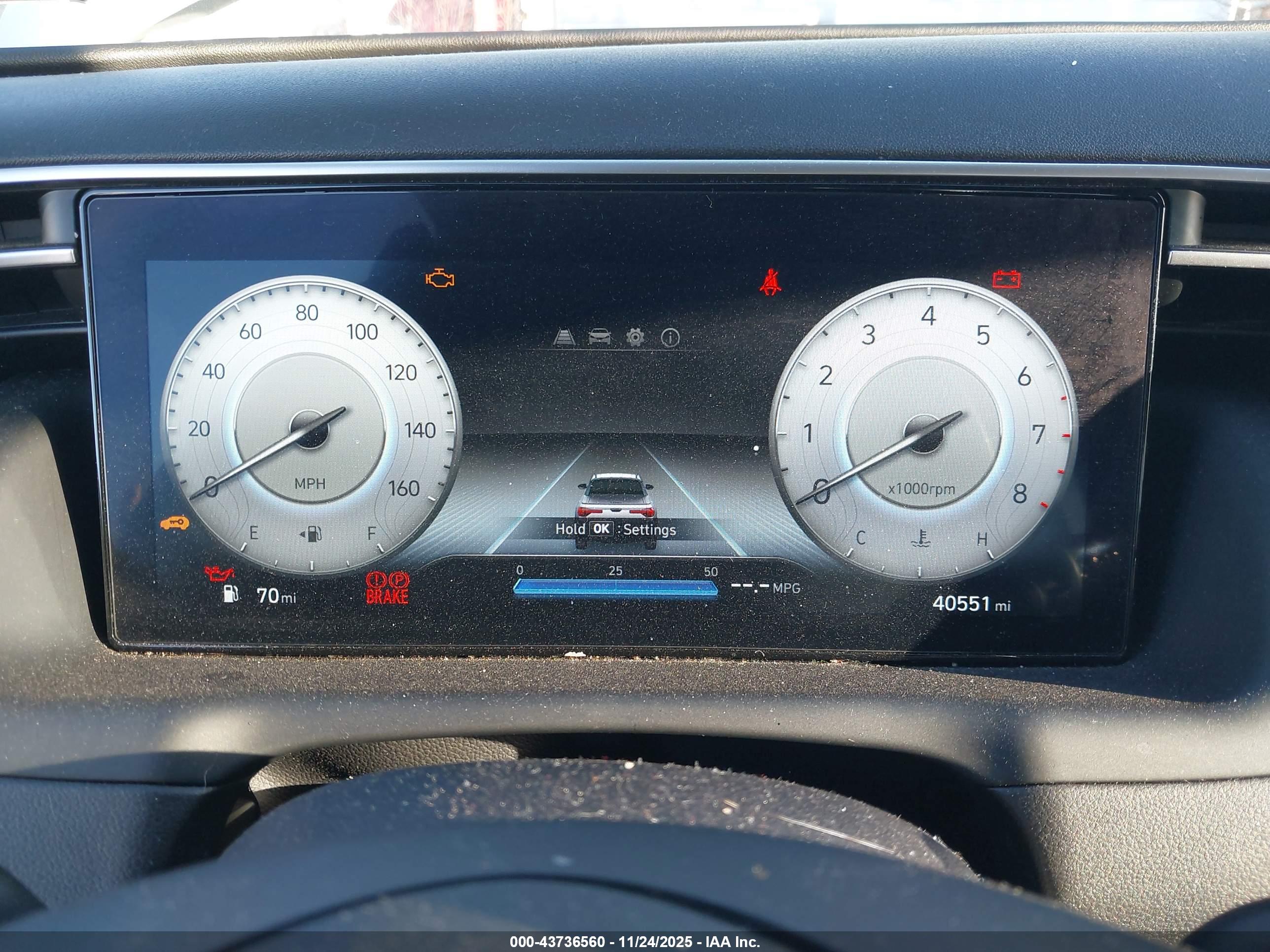 HYUNDAI SANTA image 7