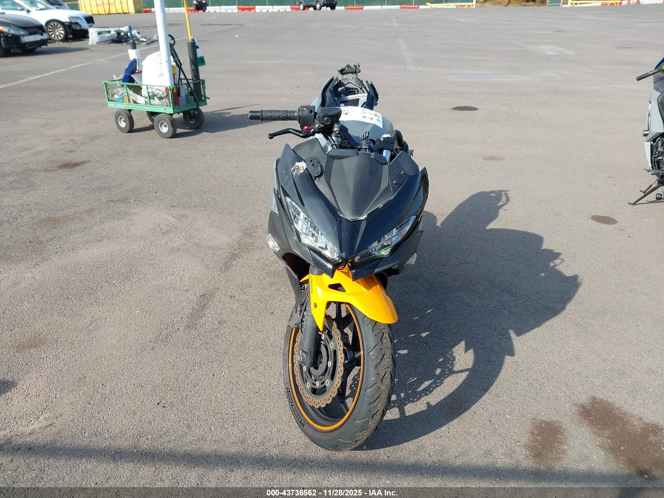 KAWASAKI EX400 image 5