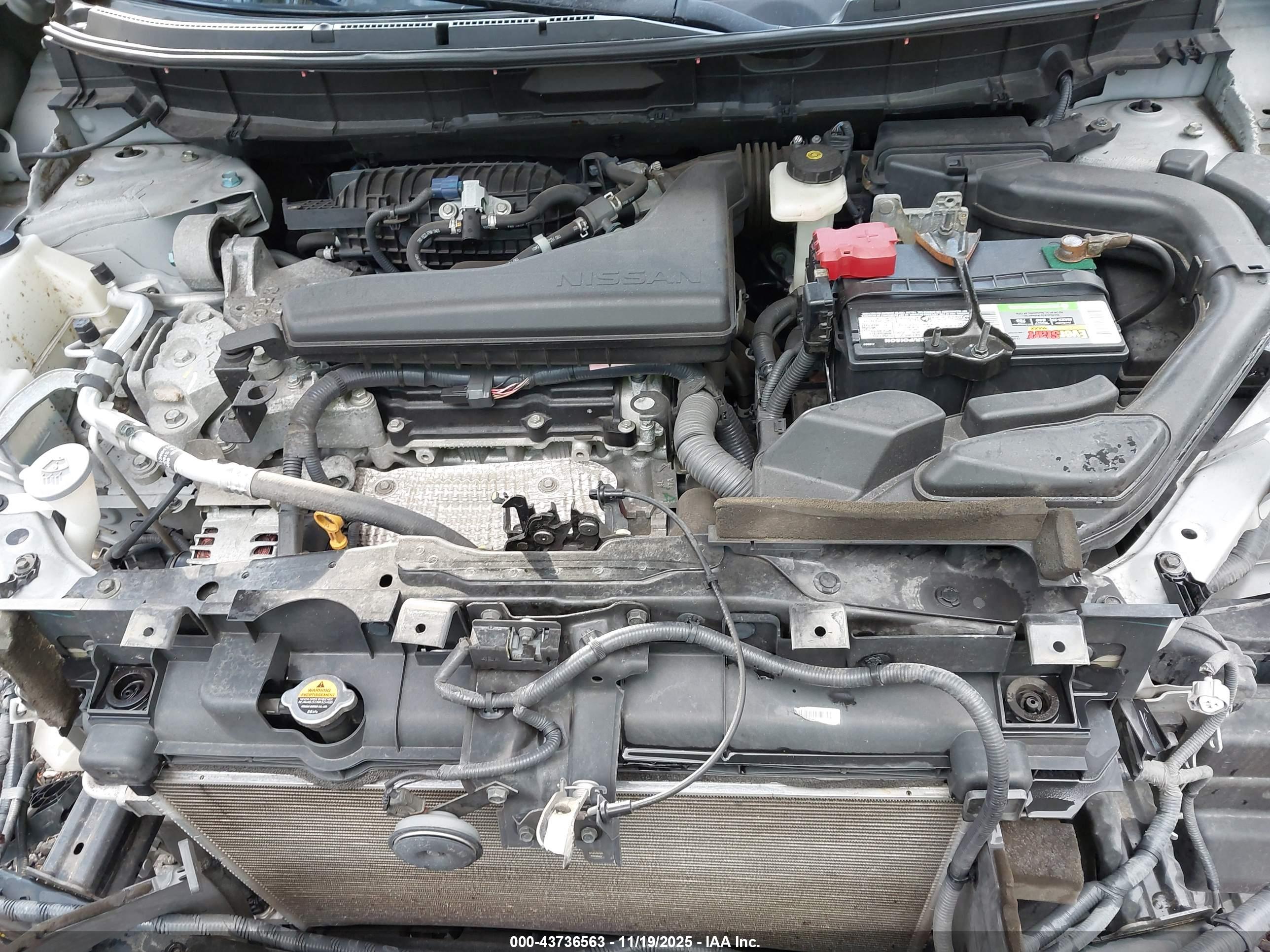 NISSAN ROGUE image 10
