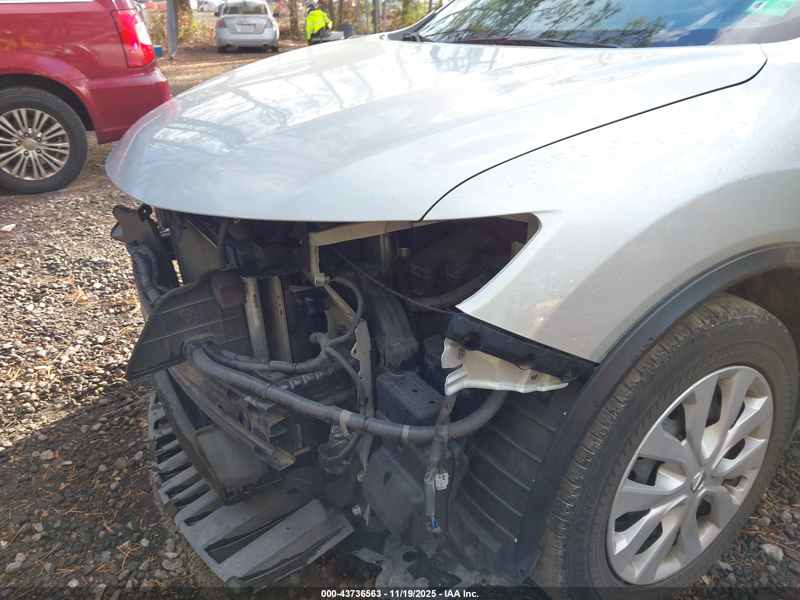NISSAN ROGUE image 6