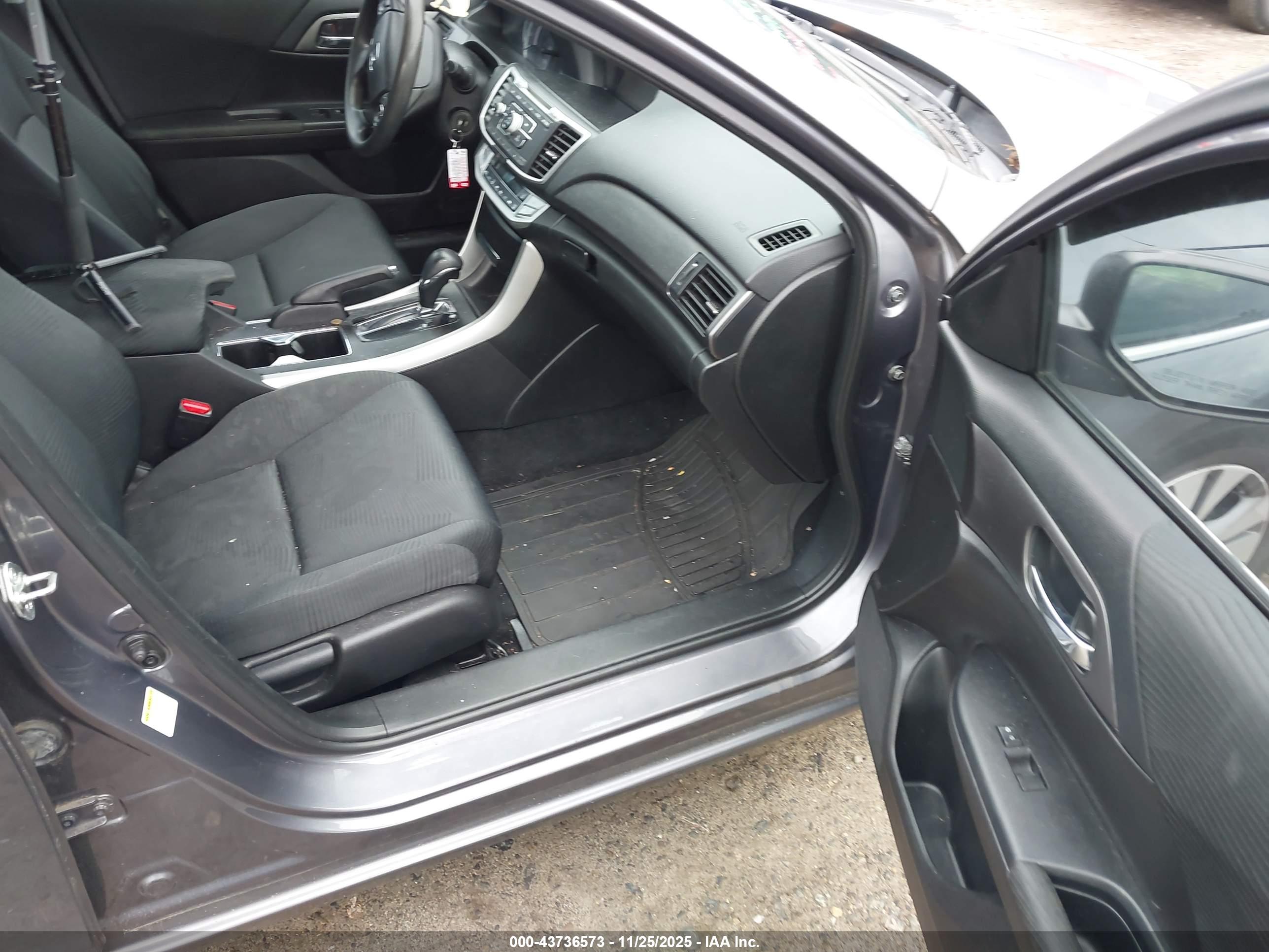 HONDA ACCORD image 5