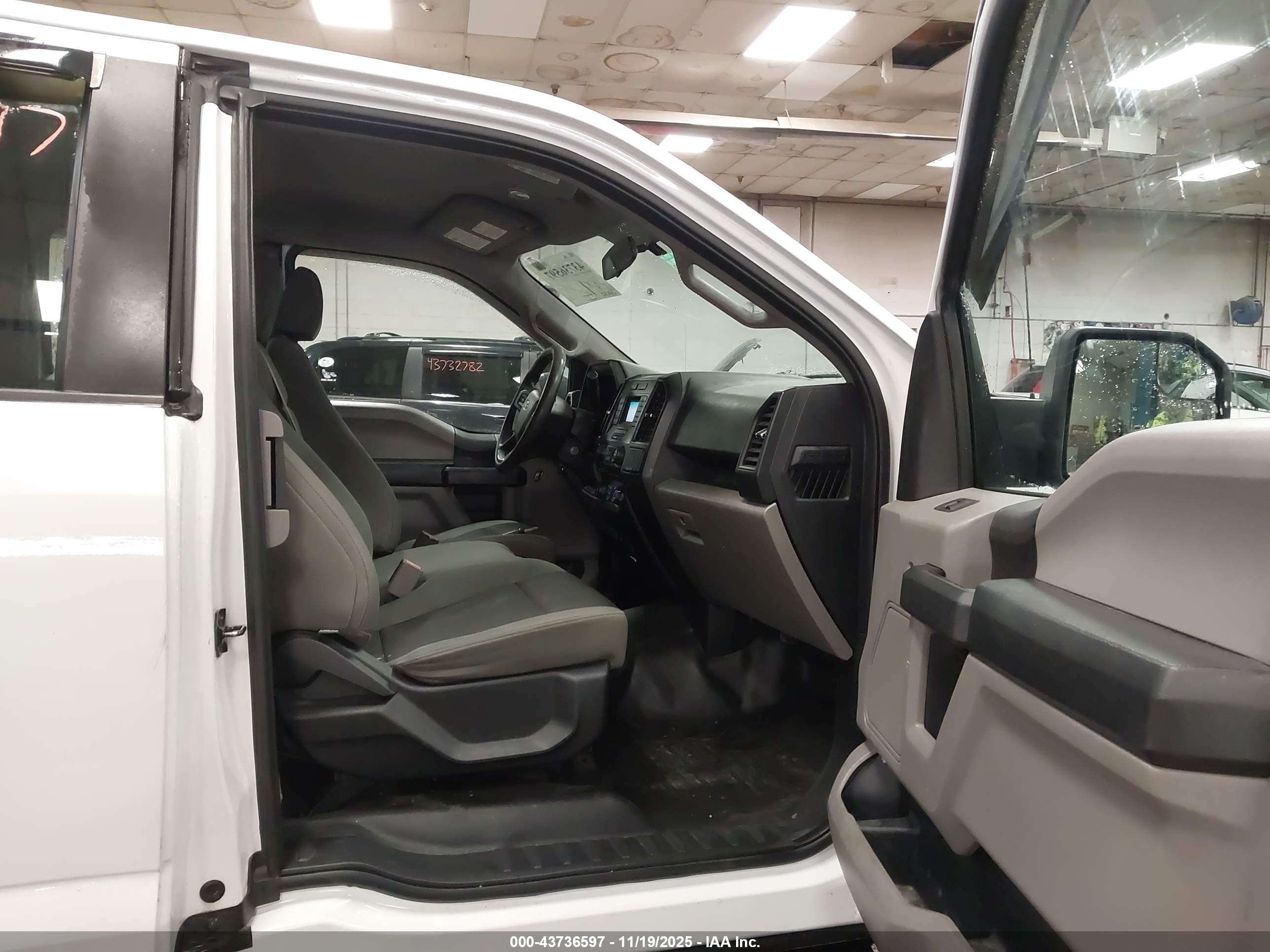 FORD F-150 image 5