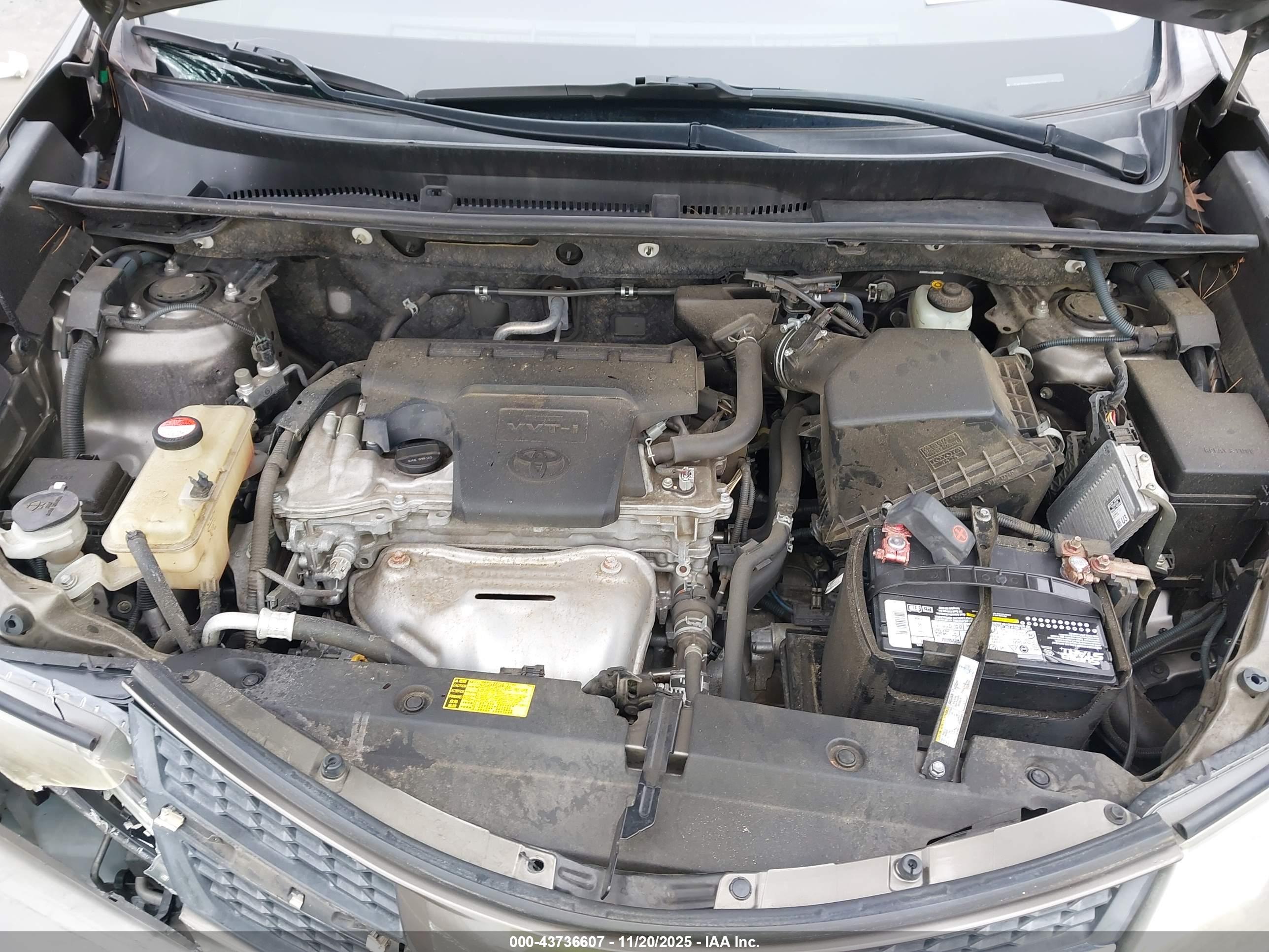 TOYOTA RAV4 image 10