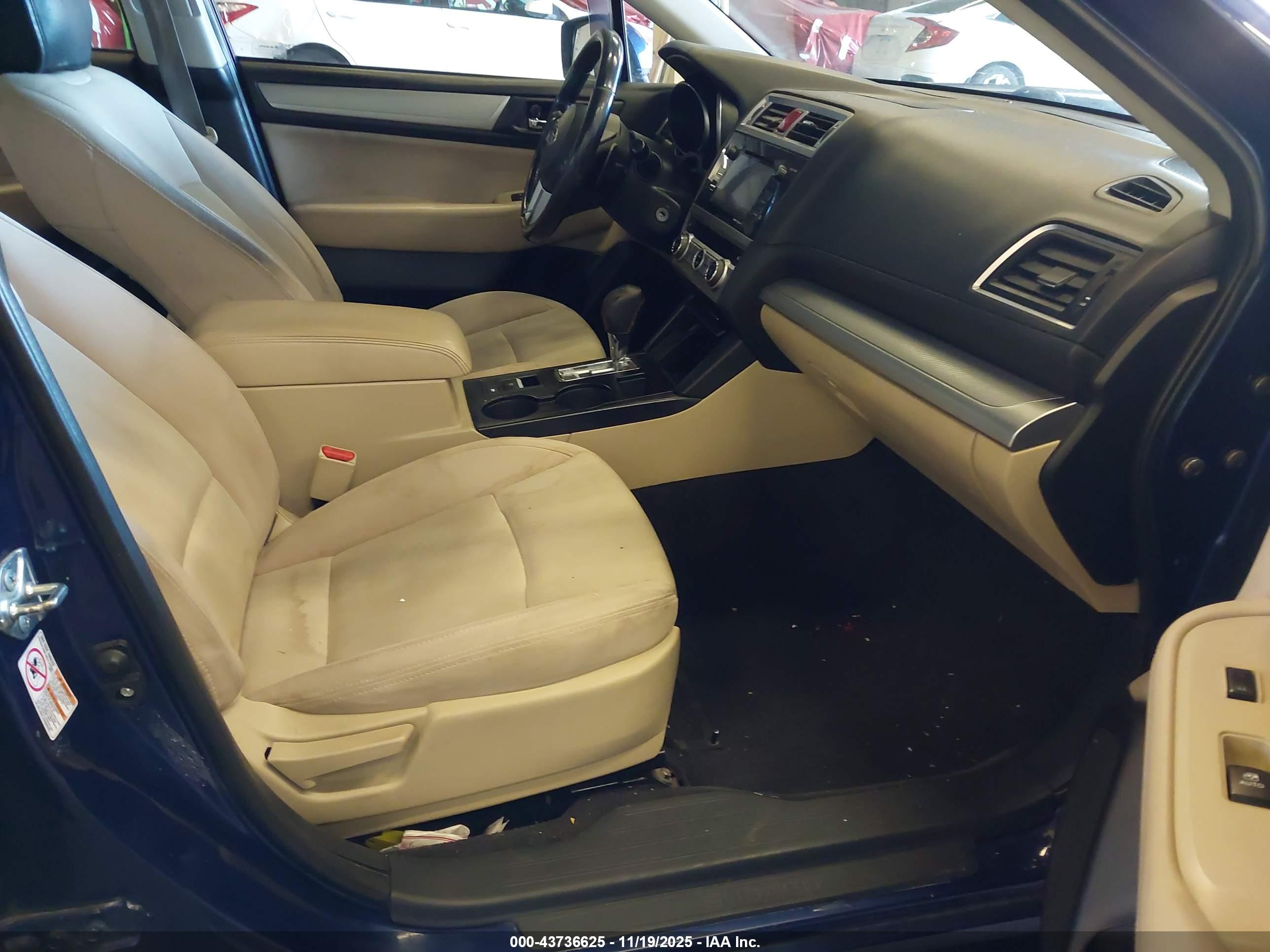 SUBARU LEGACY image 5