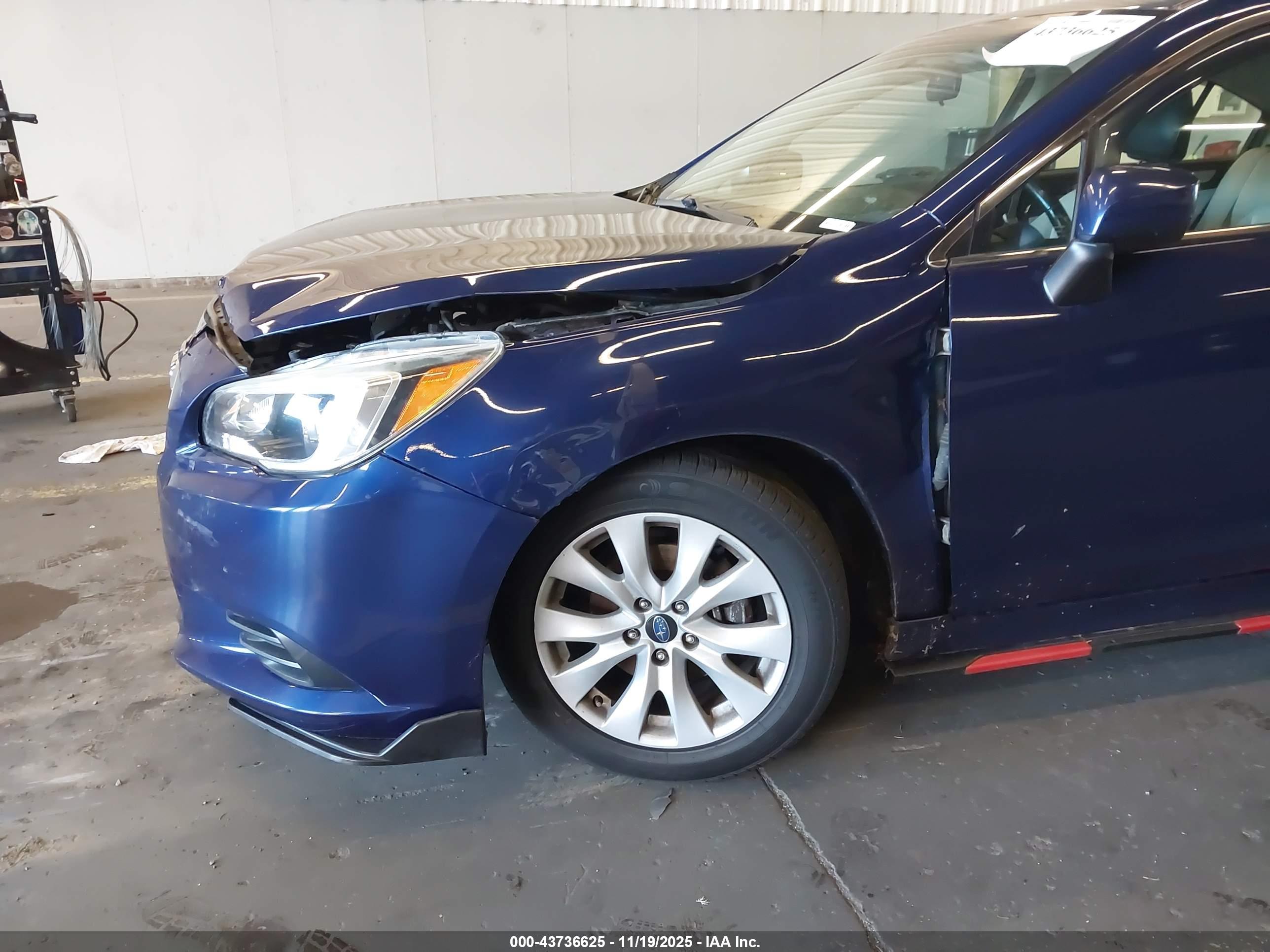 SUBARU LEGACY image 6