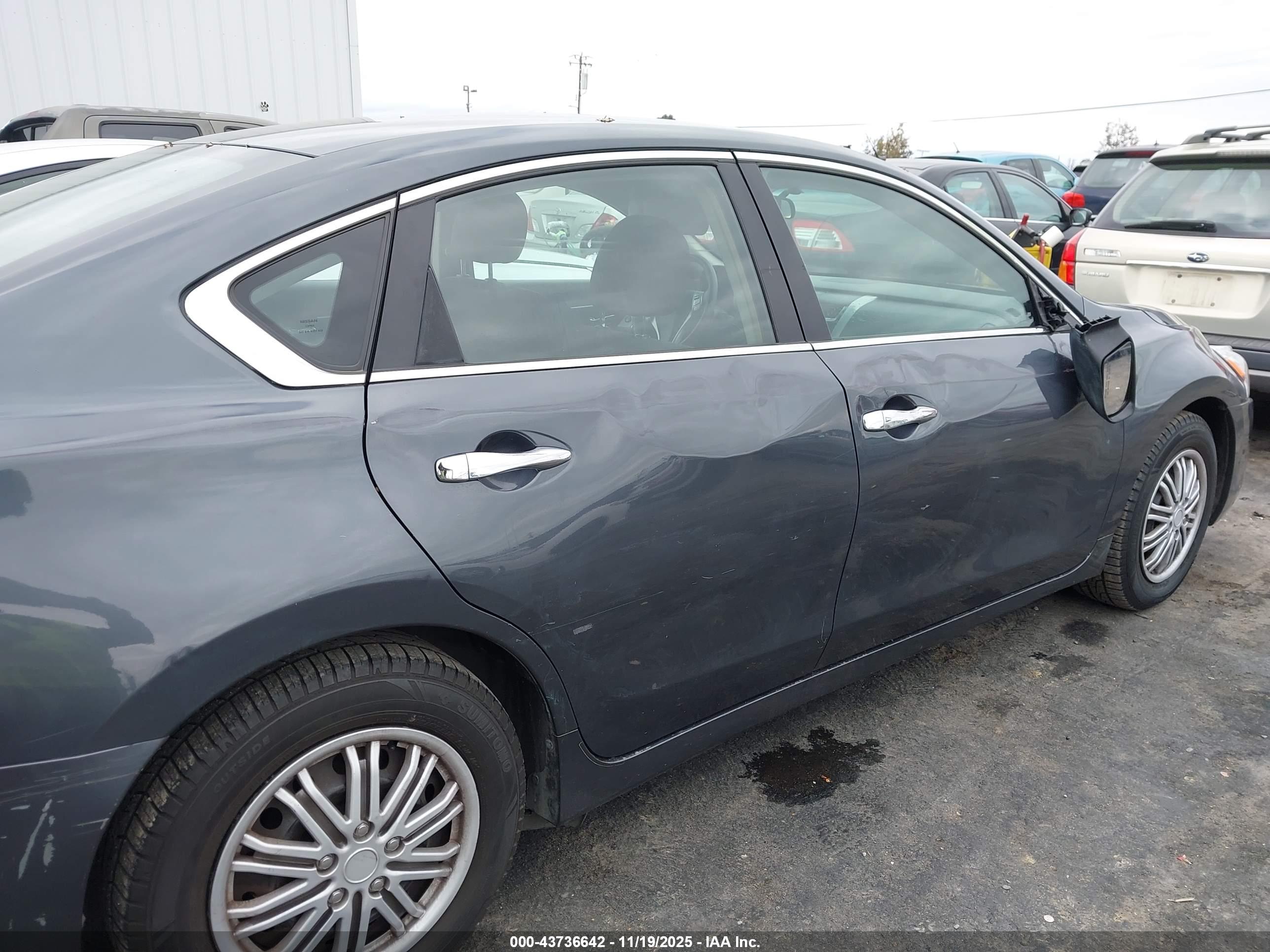 NISSAN ALTIMA image 6