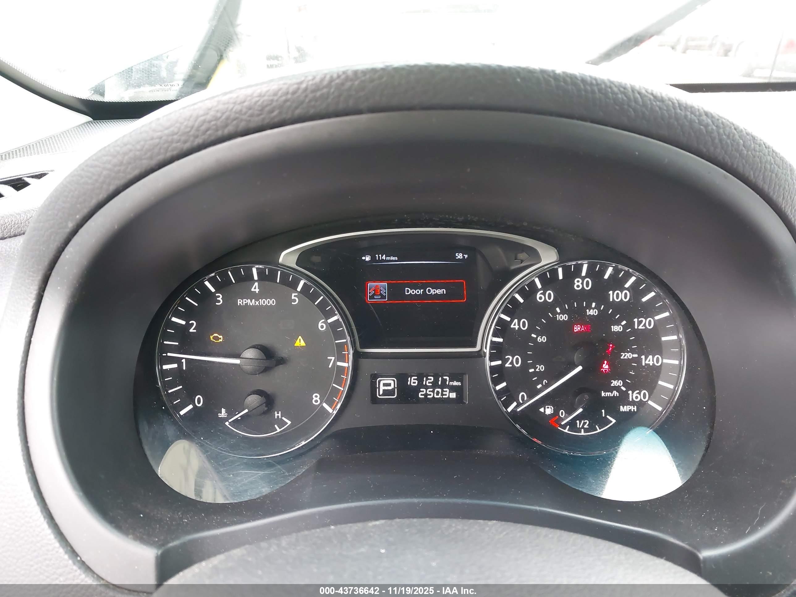 NISSAN ALTIMA image 7