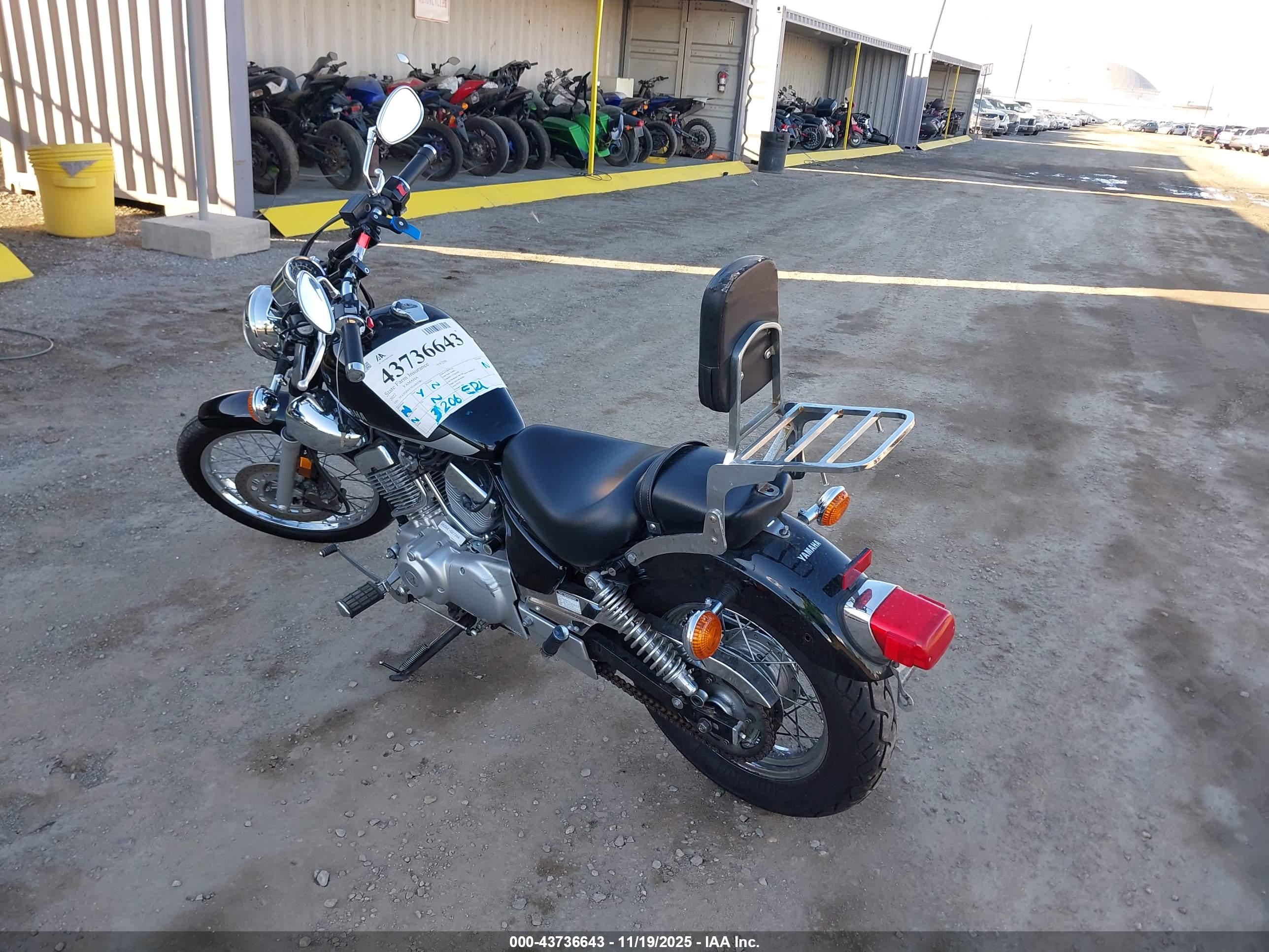 YAMAHA XV250 image 3
