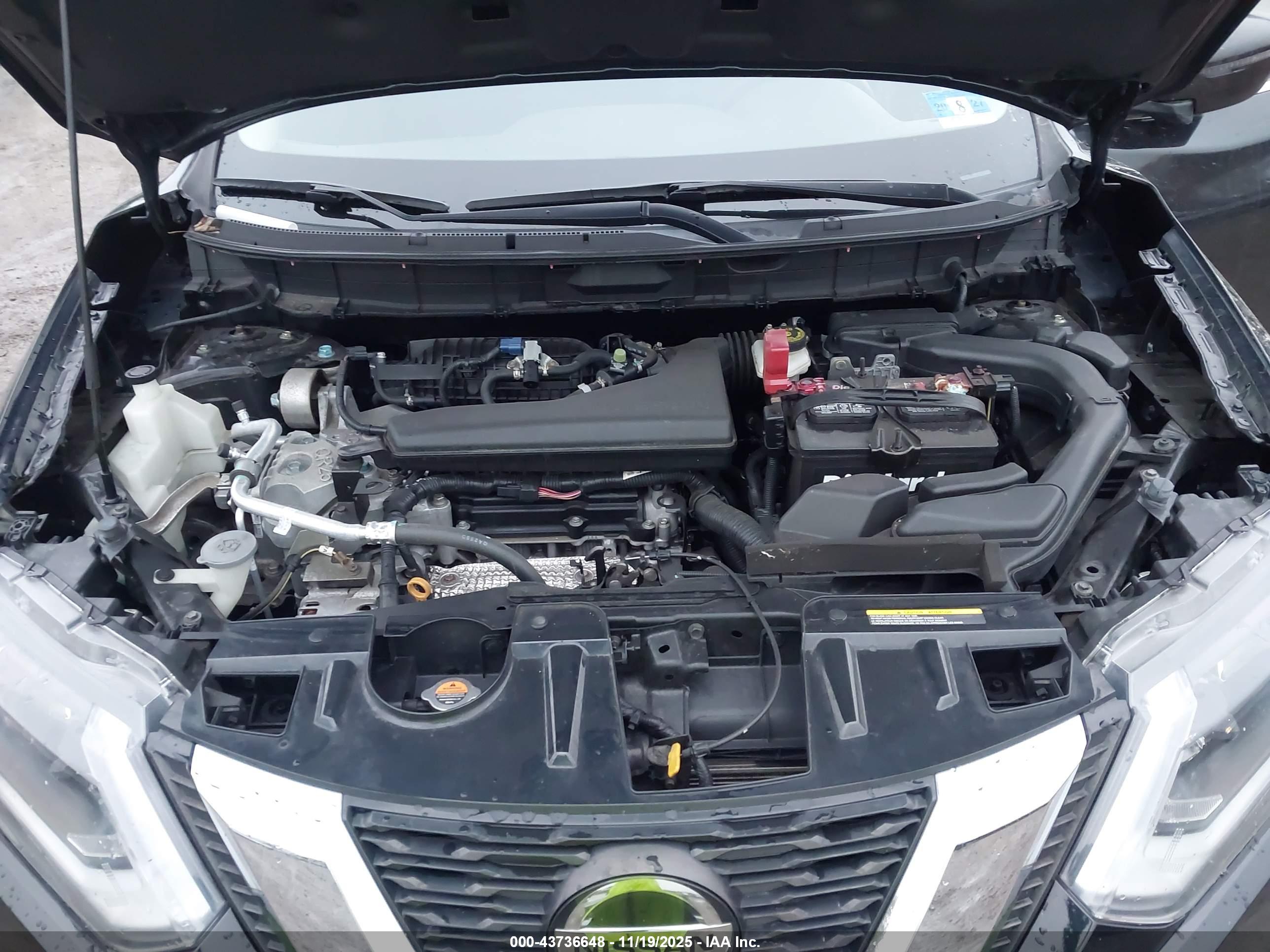 NISSAN ROGUE image 10