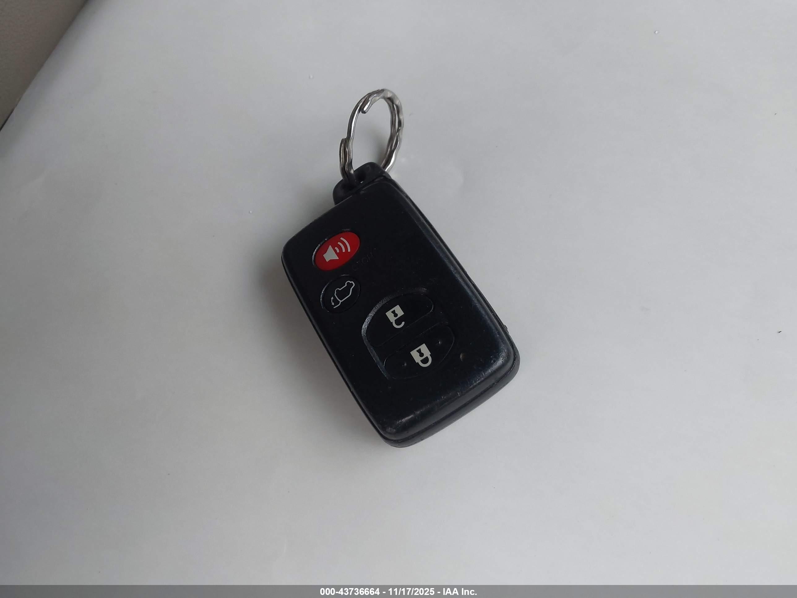 TOYOTA HIGHLANDER image 11