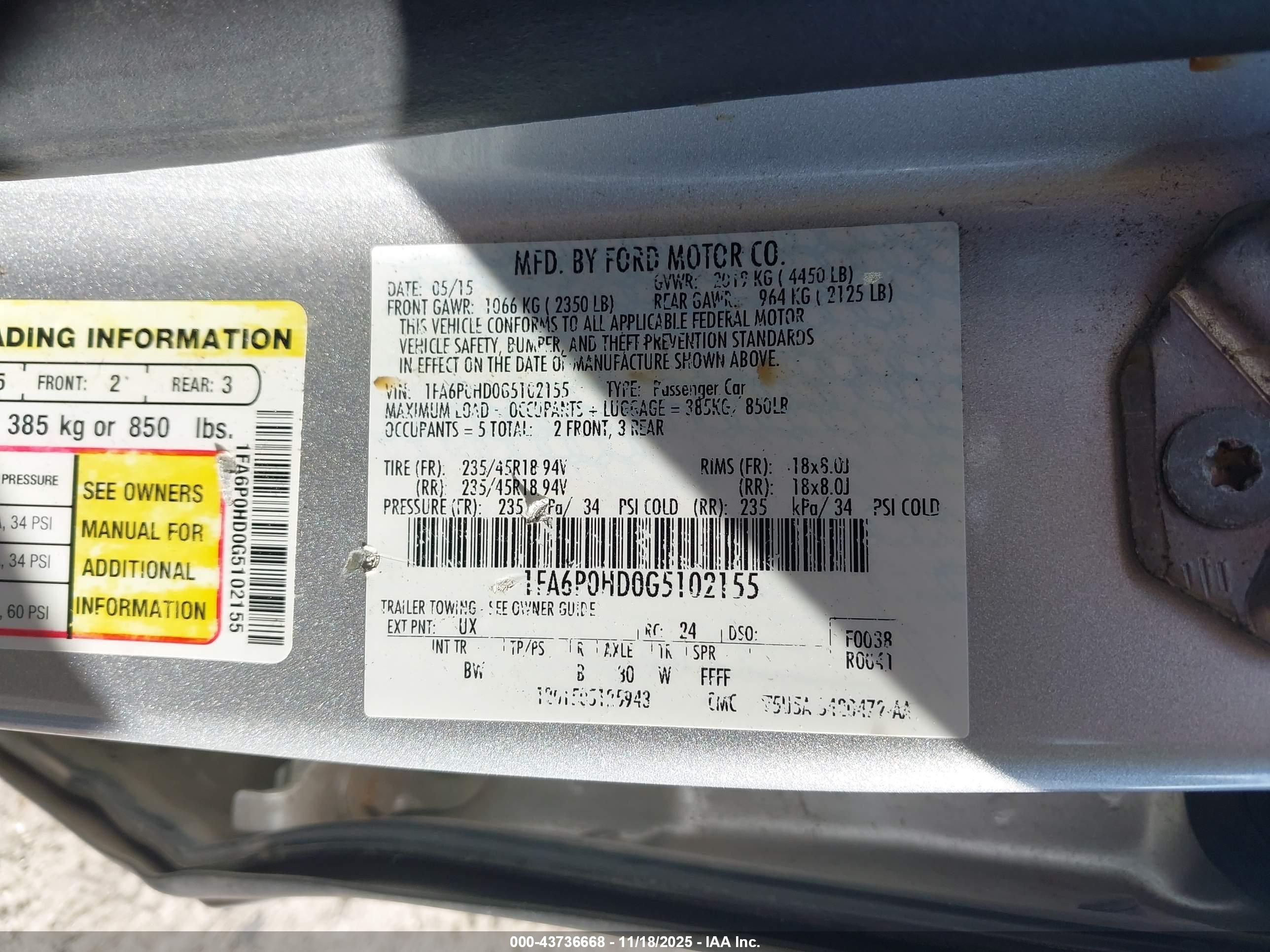 FORD FUSION image 9