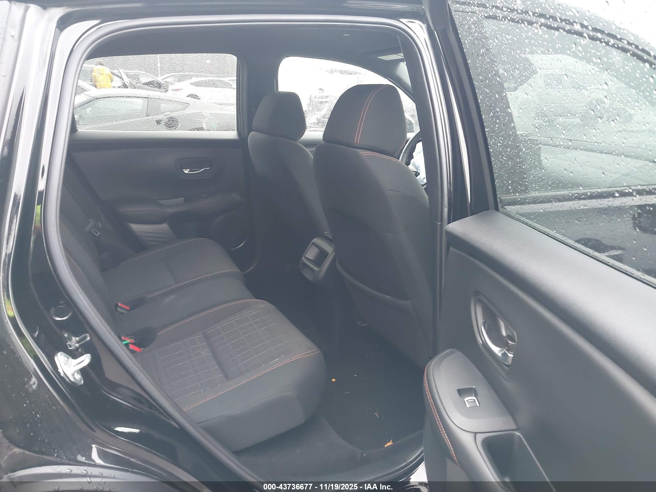 HONDA HR-V image 8