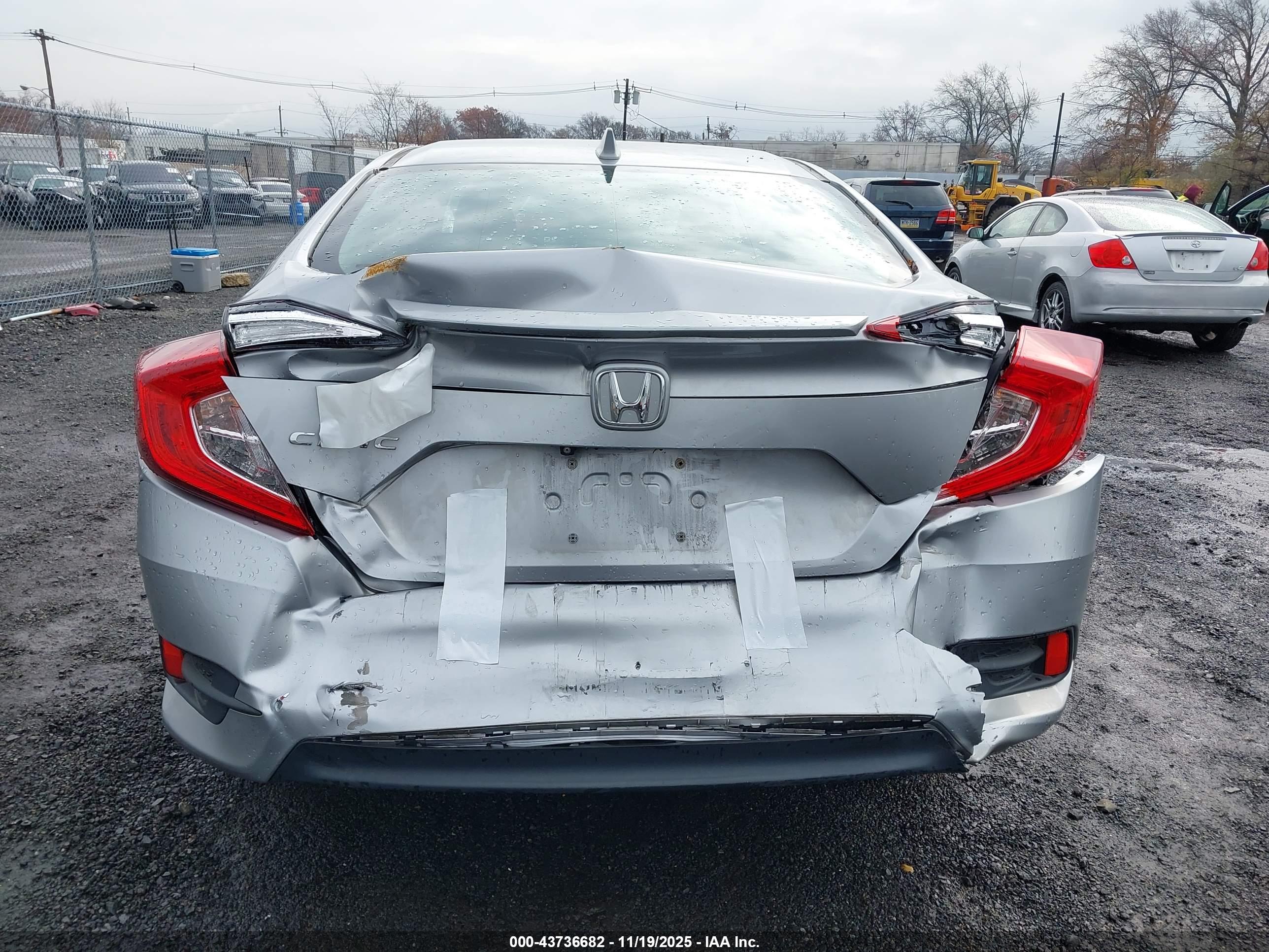 HONDA CIVIC image 6
