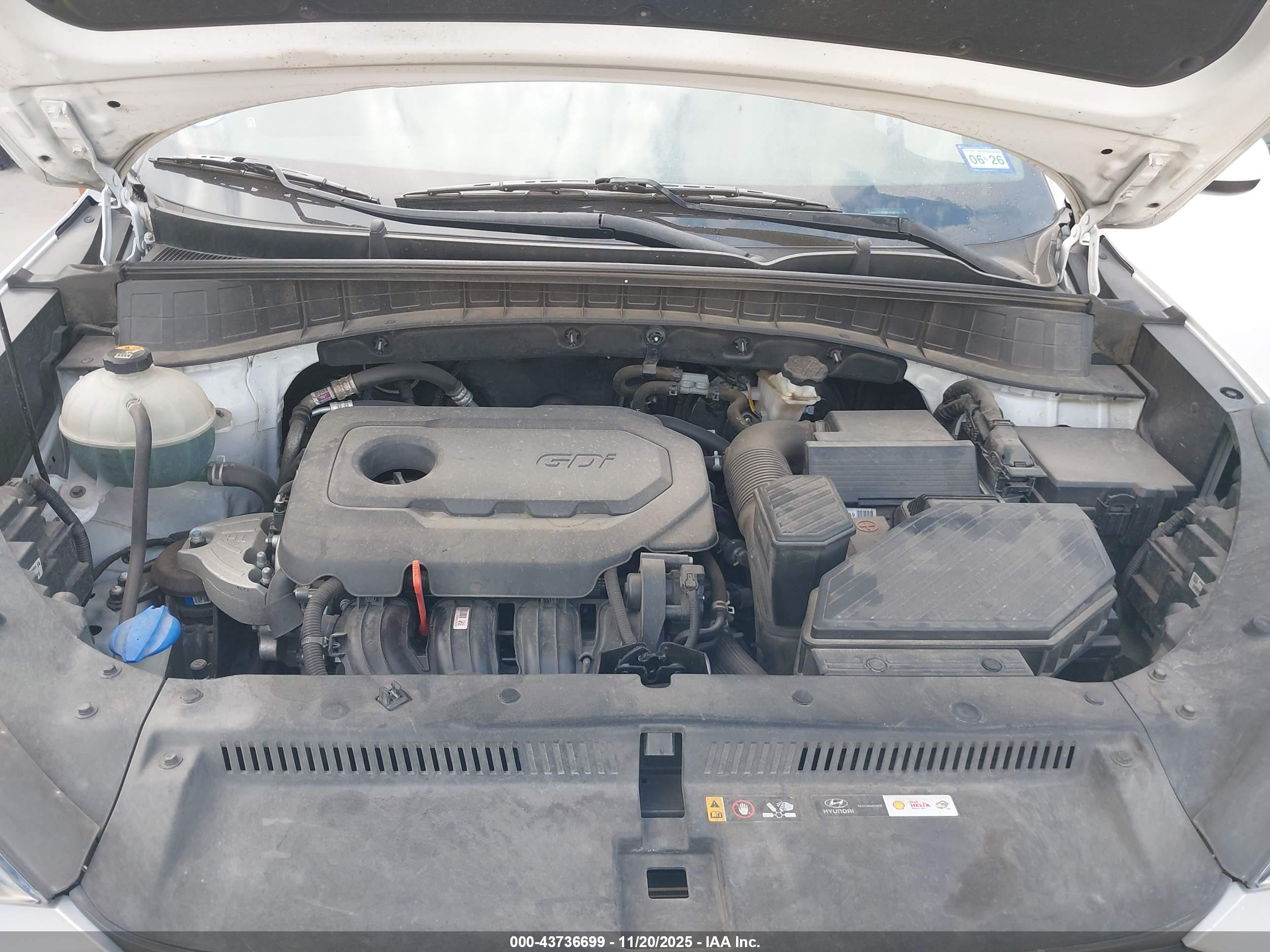 HYUNDAI TUCSON image 10