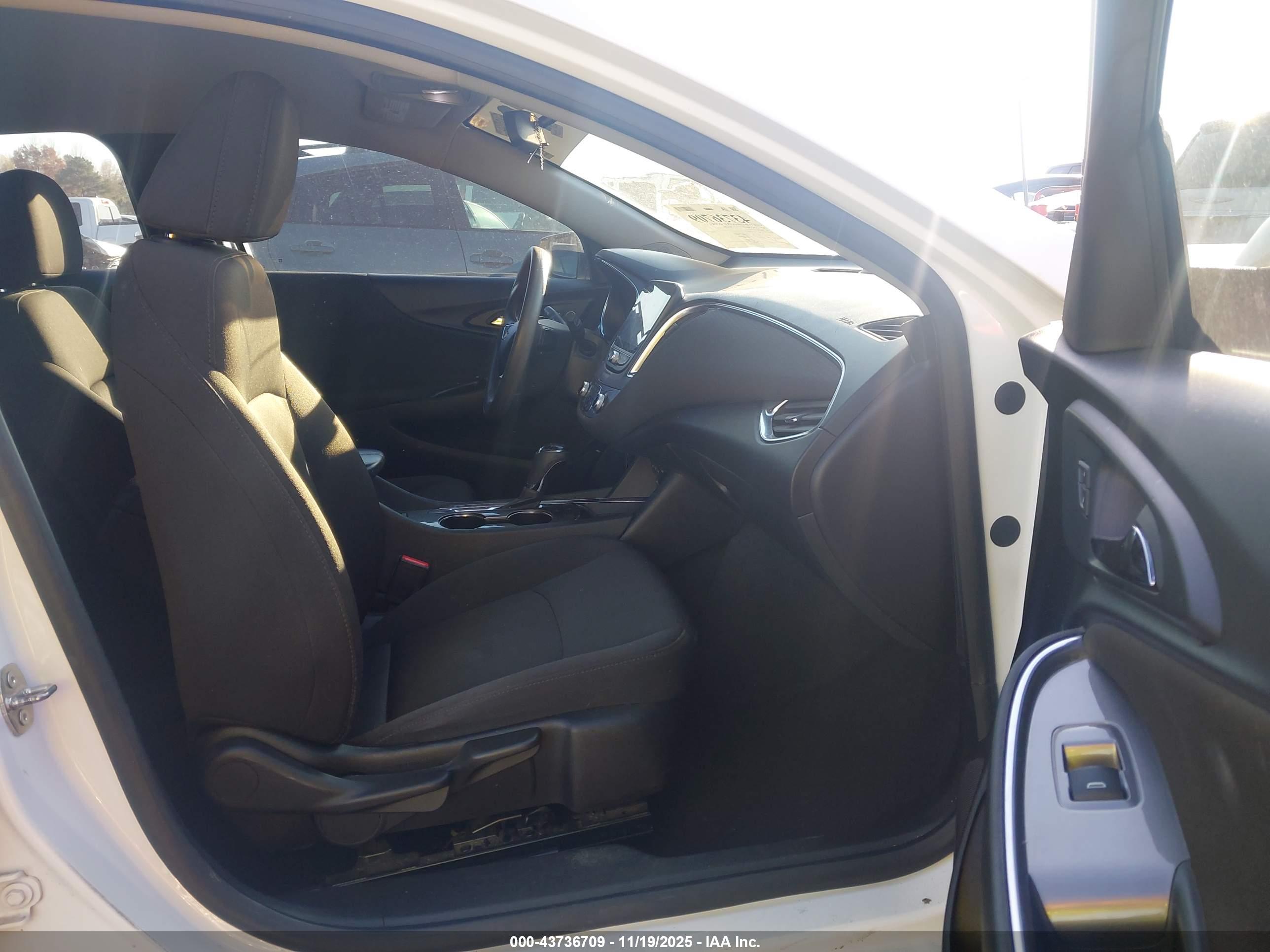 CHEVROLET MALIBU image 5