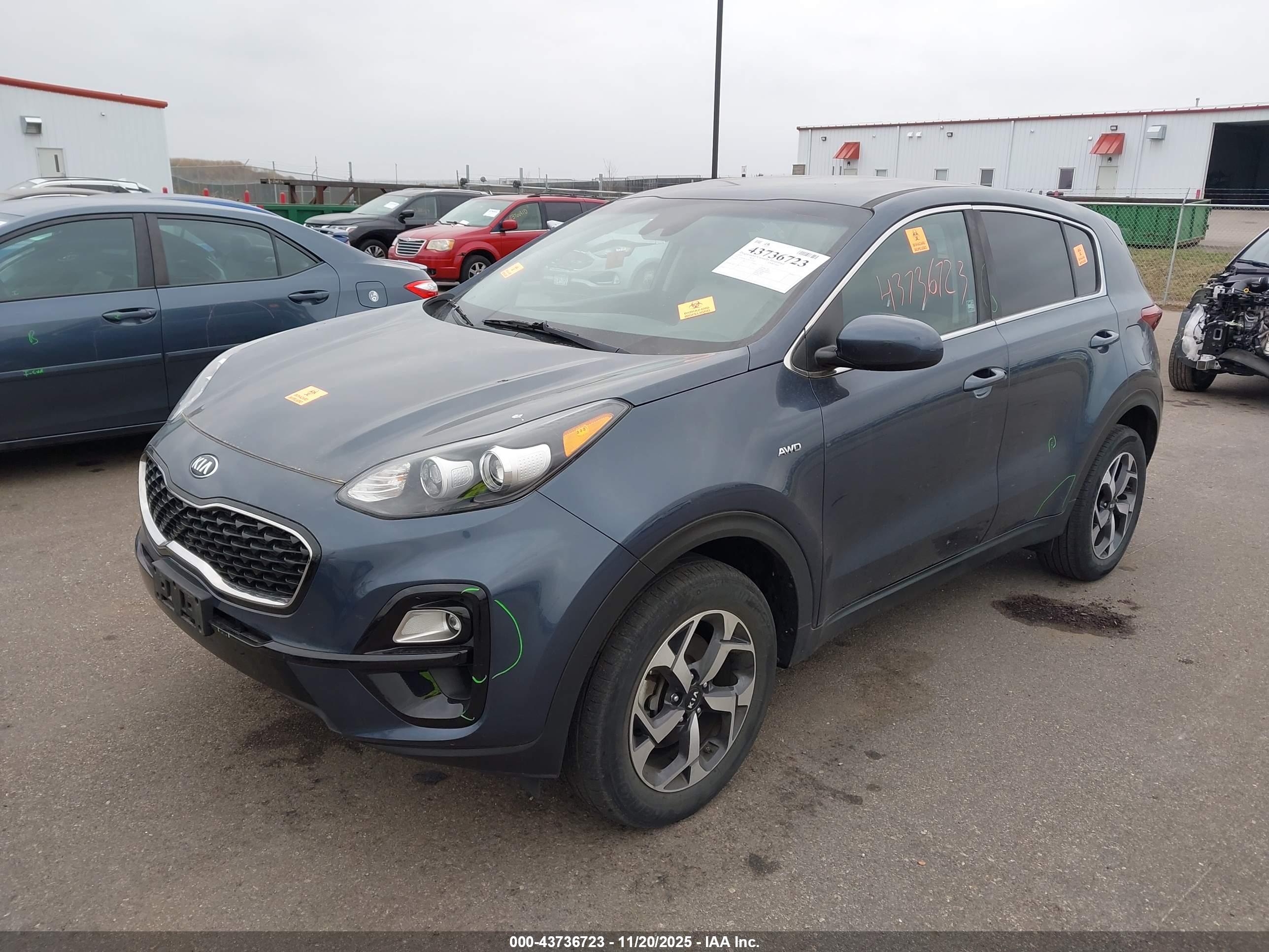 KIA SPORTAGE image 2