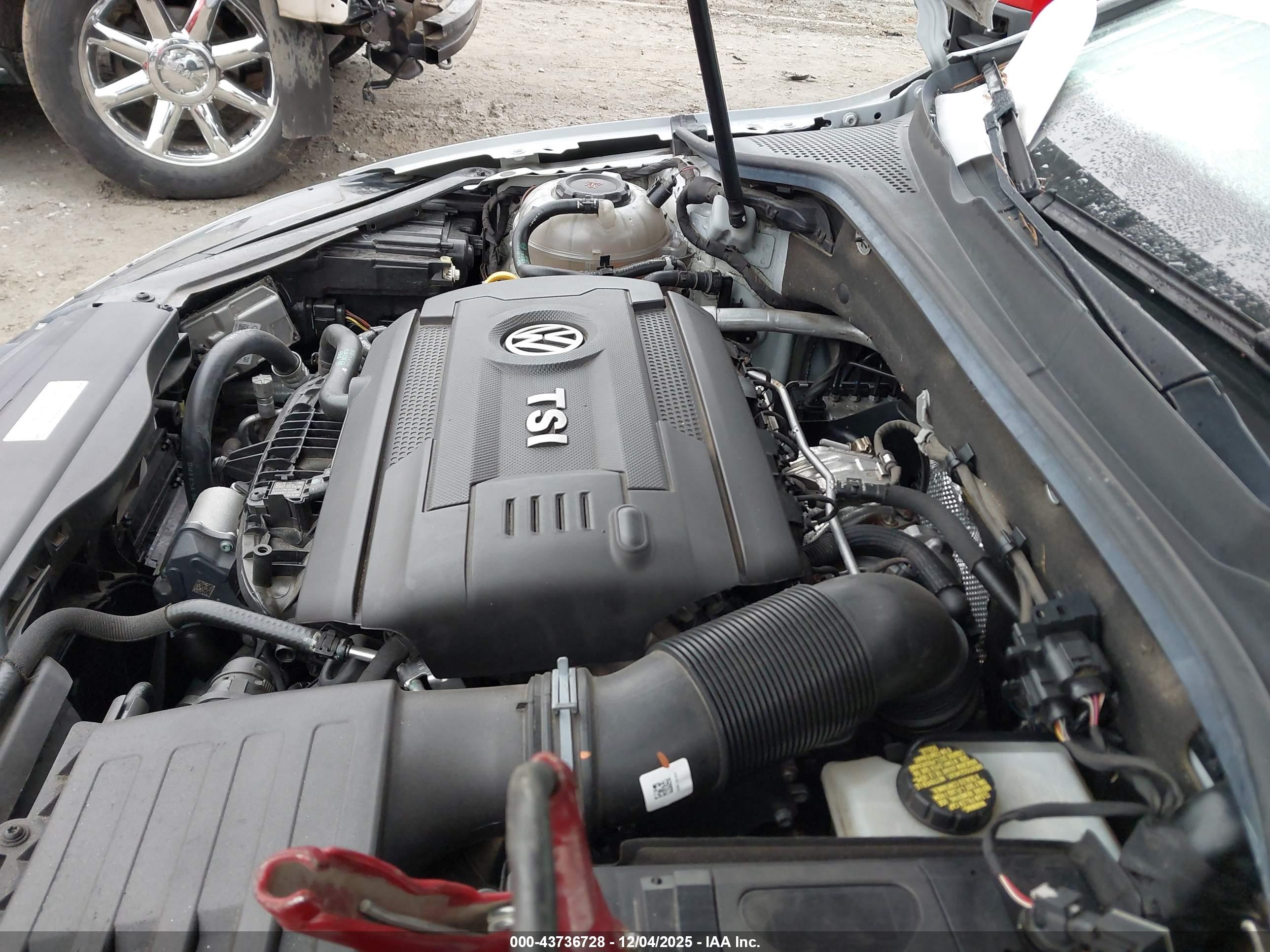 VOLKSWAGEN GOLF image 10