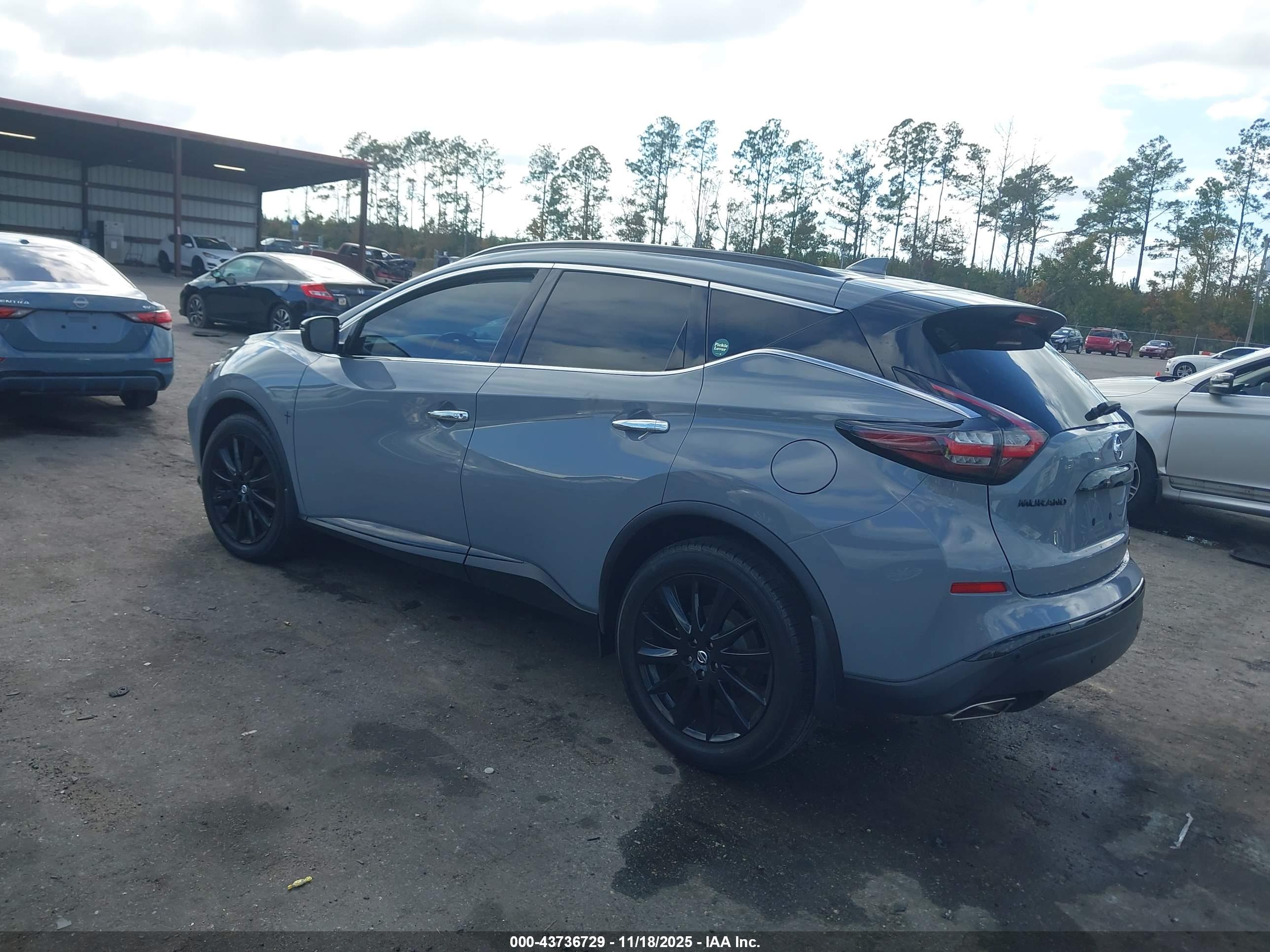 NISSAN MURANO image 3