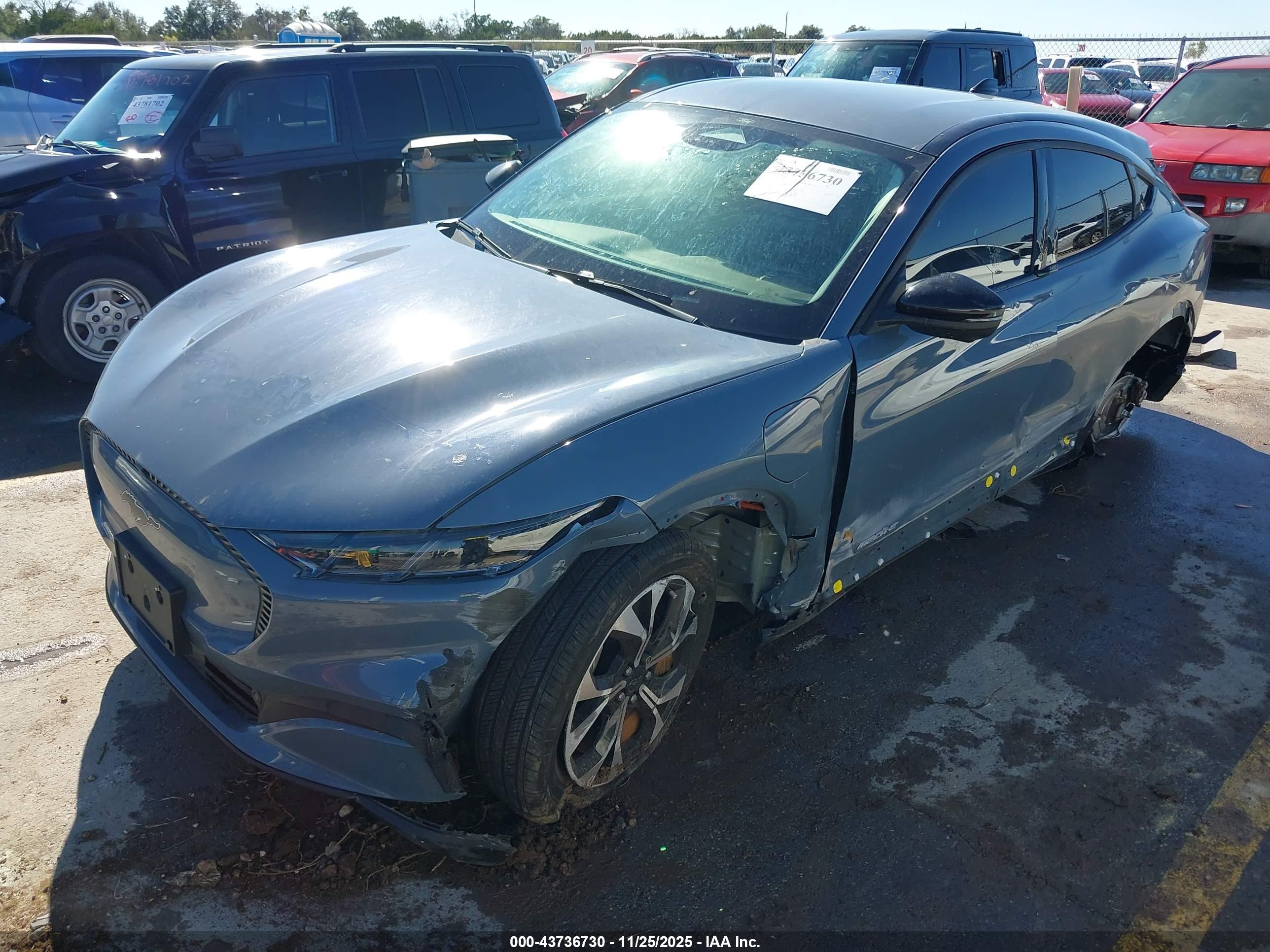 FORD MUSTANG image 2