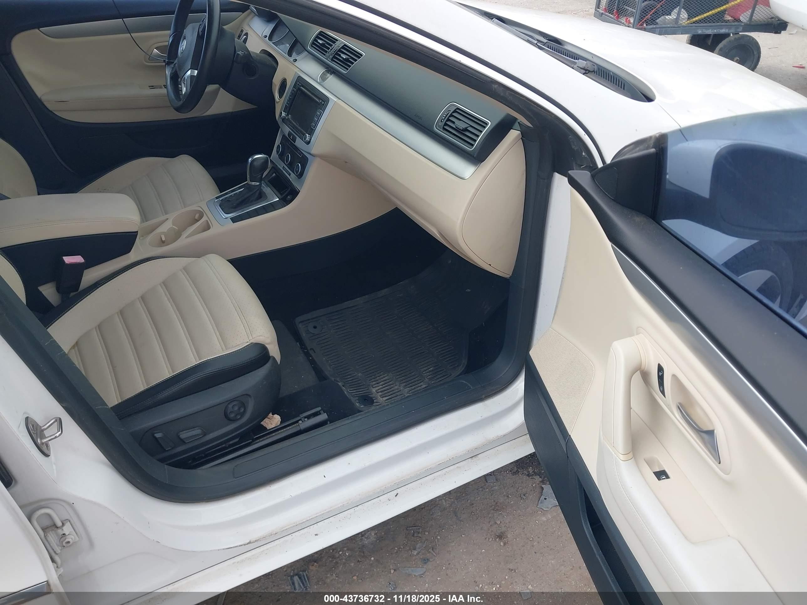 VOLKSWAGEN CC image 5