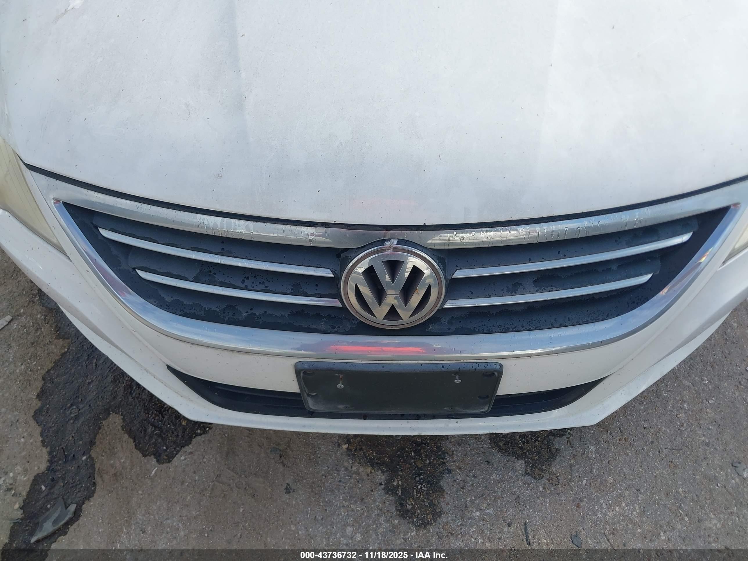 VOLKSWAGEN CC image 6
