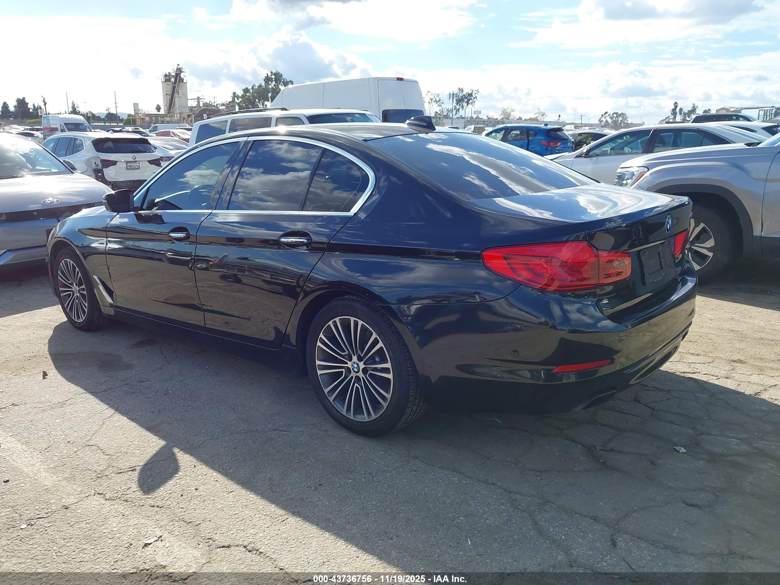 BMW 540I image 3