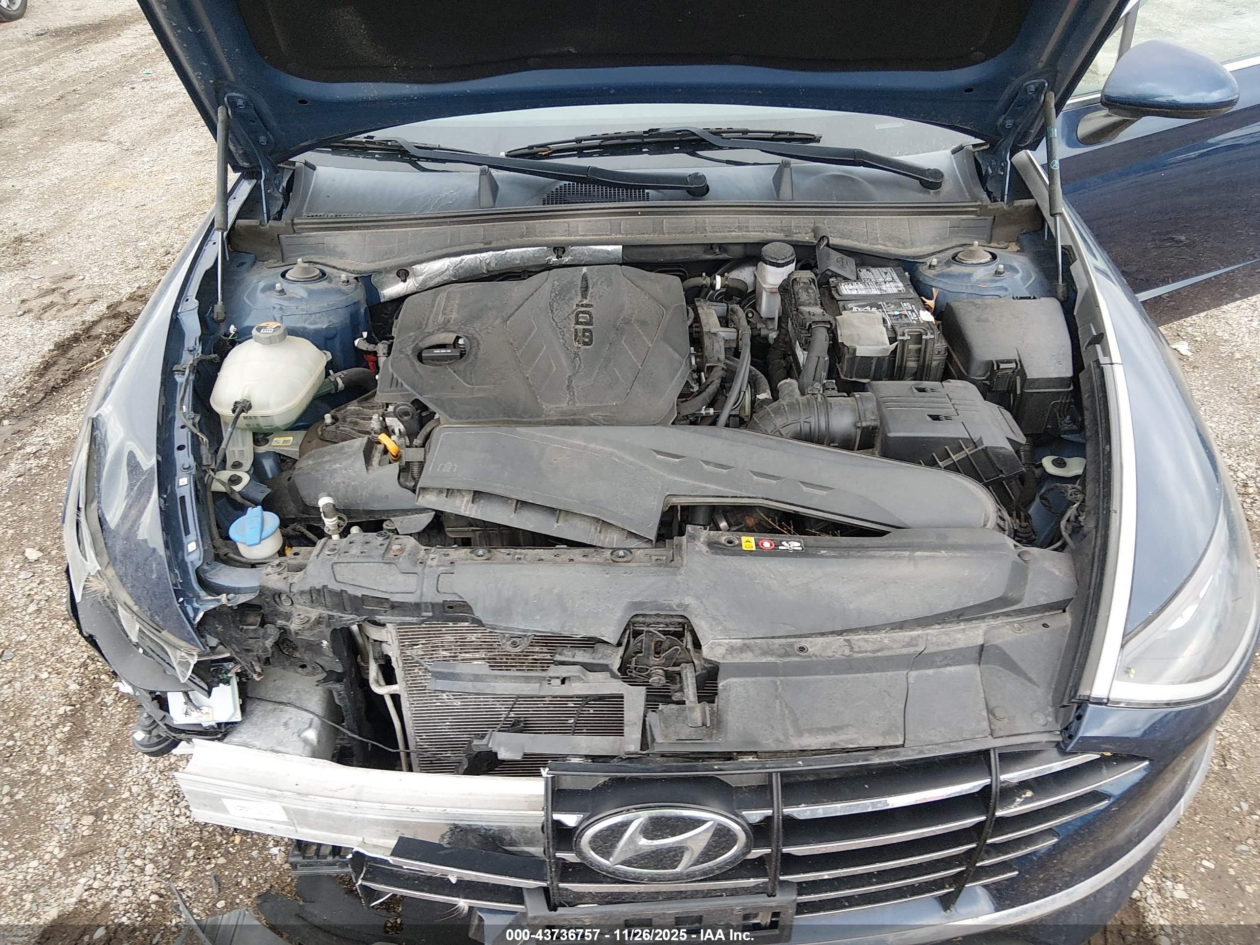 HYUNDAI SONATA image 10