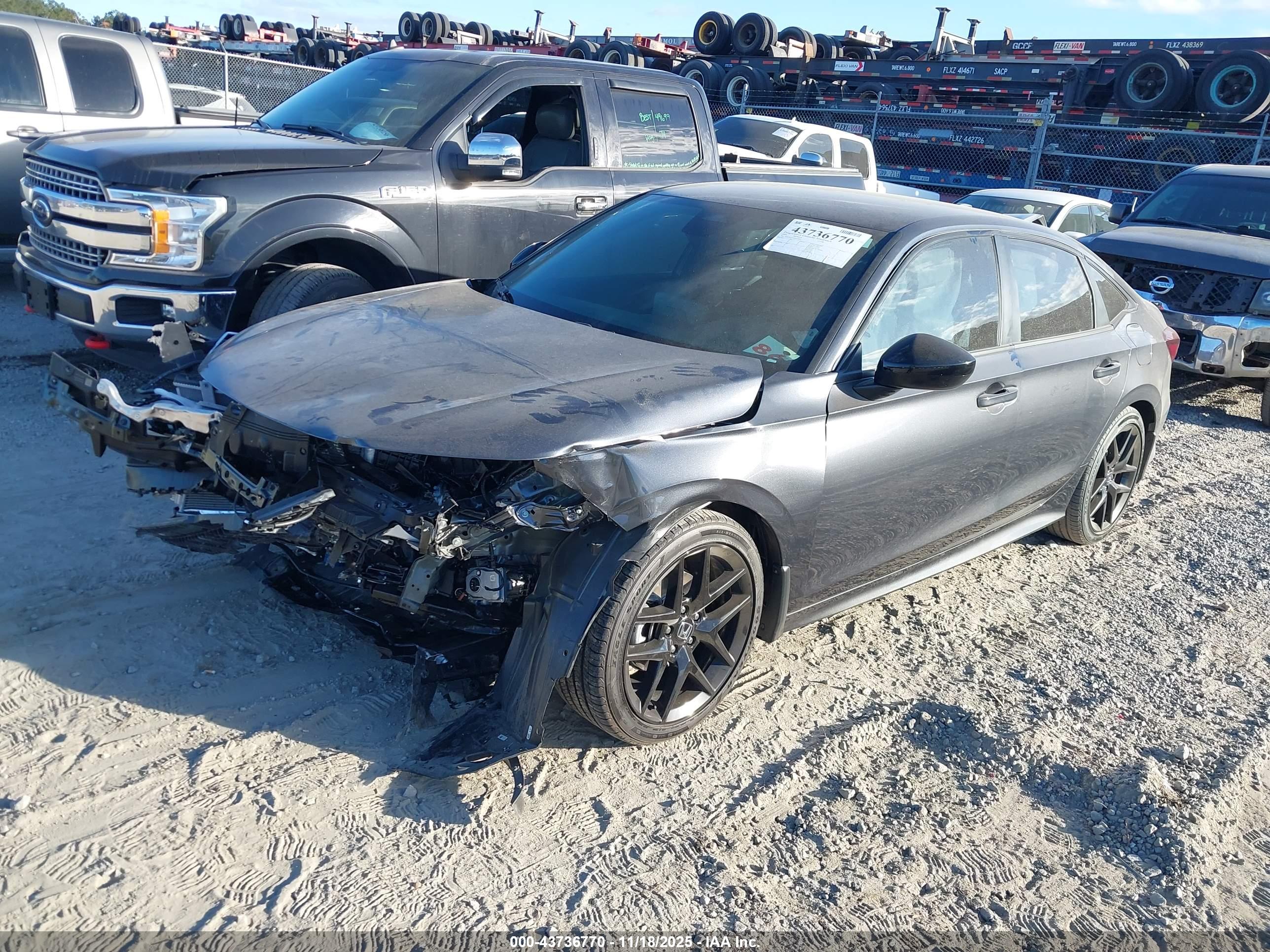 HONDA CIVIC image 2