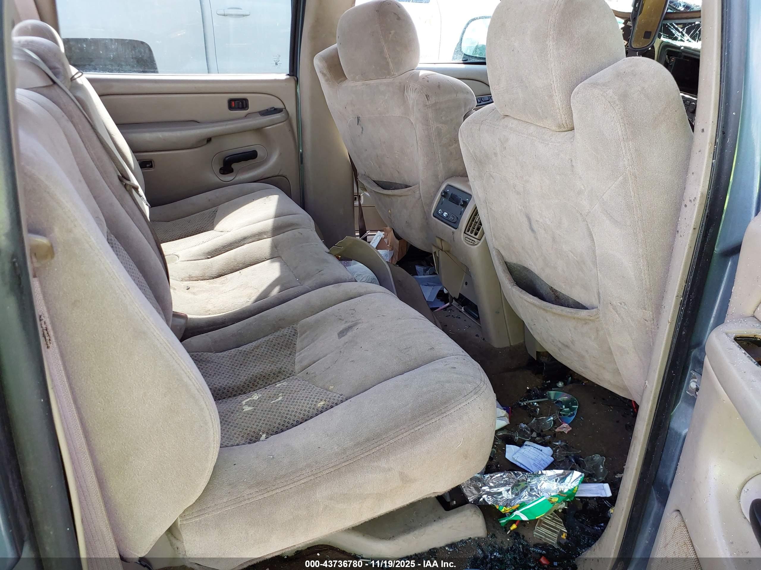 CHEVROLET SILVERADO image 8