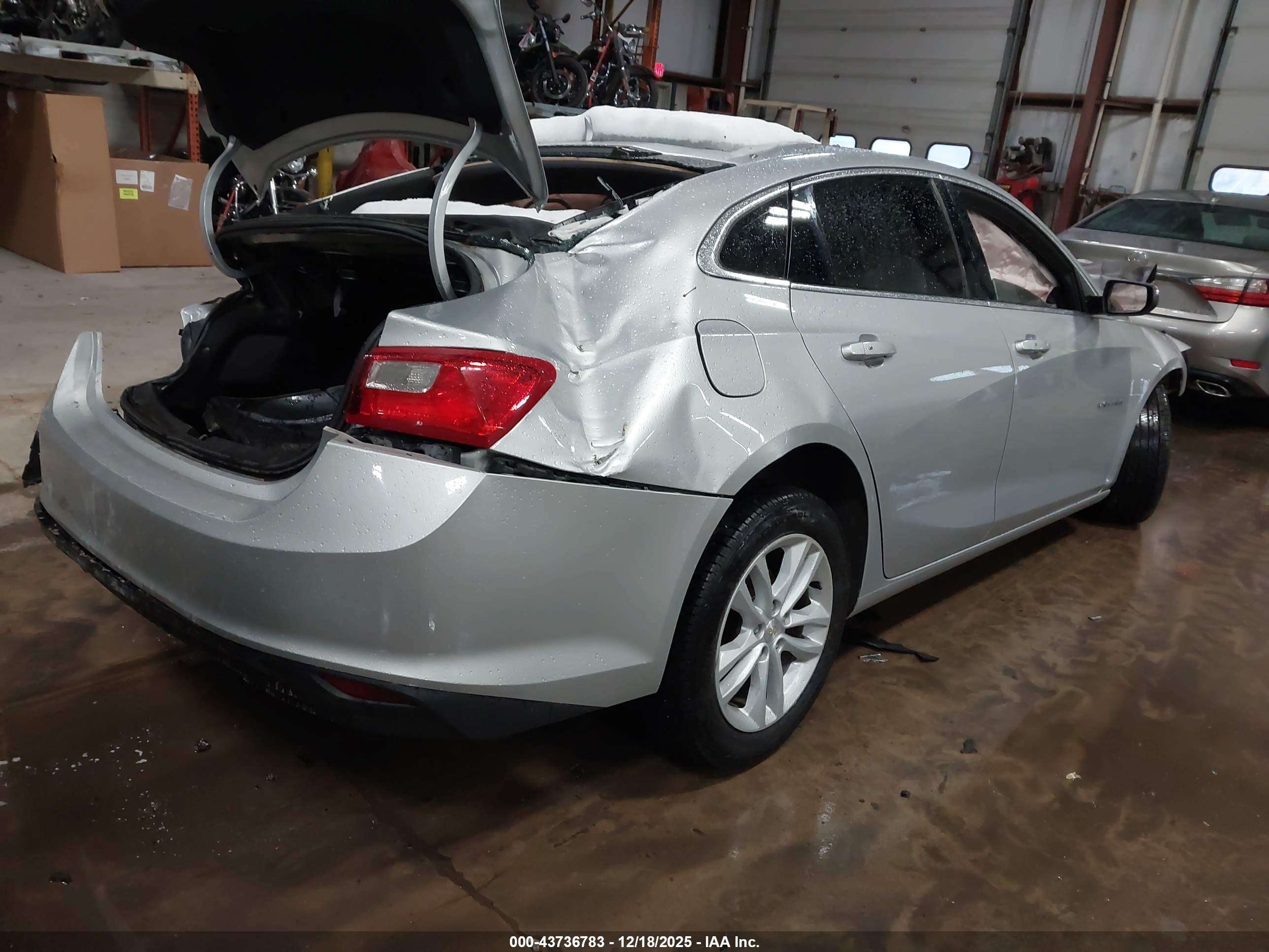 CHEVROLET MALIBU image 4