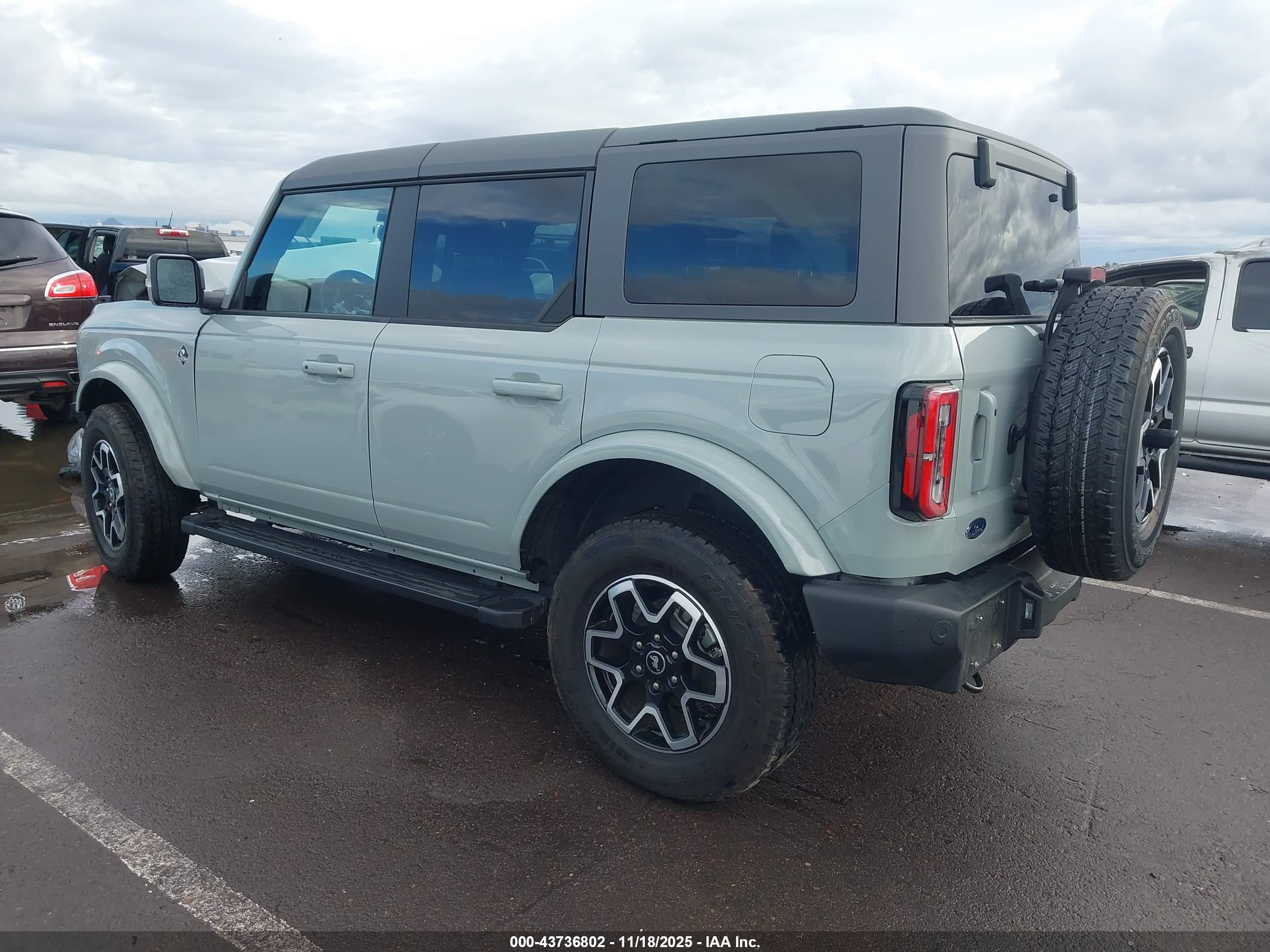 FORD BRONCO image 3