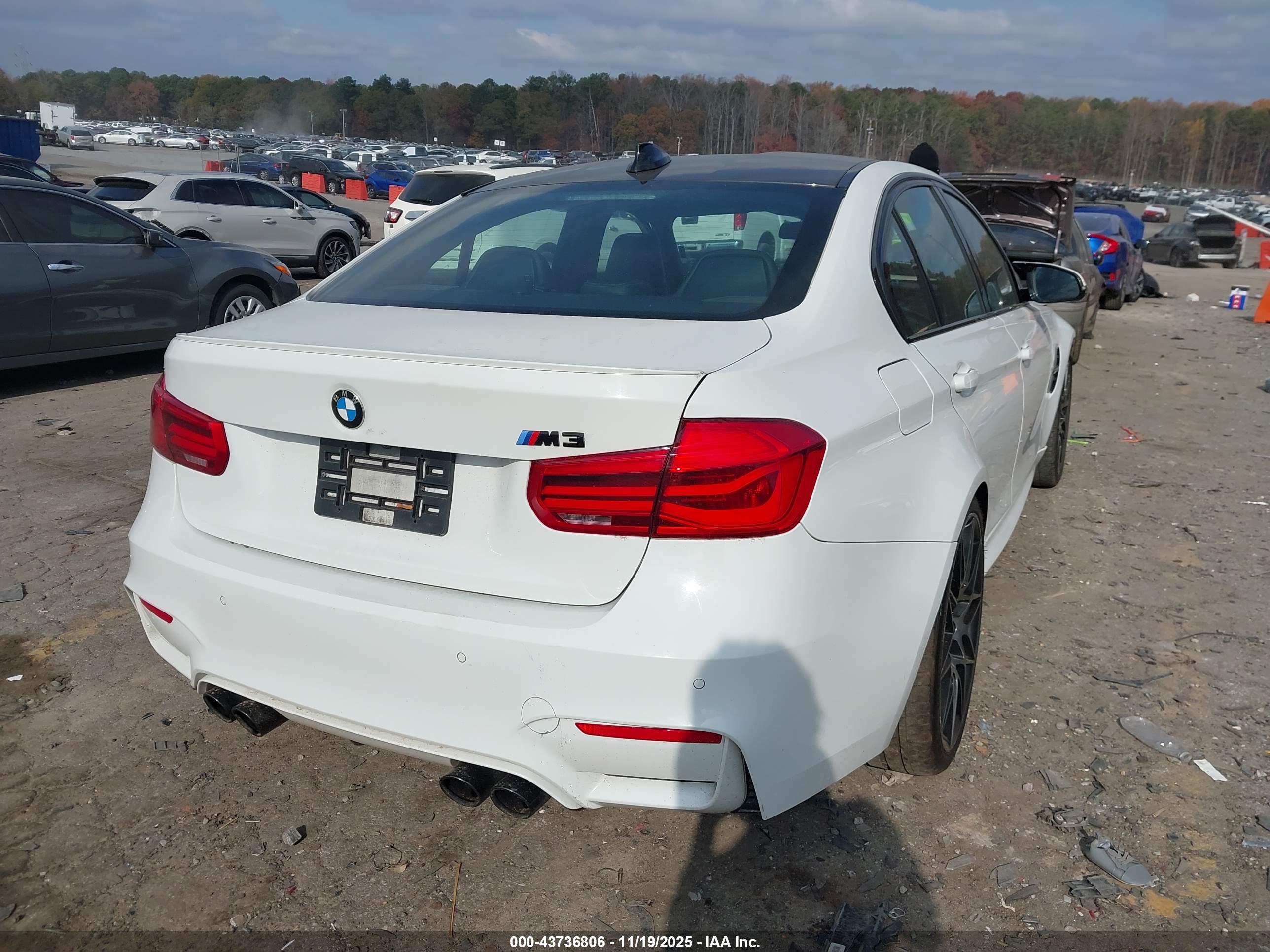 BMW M3 image 4