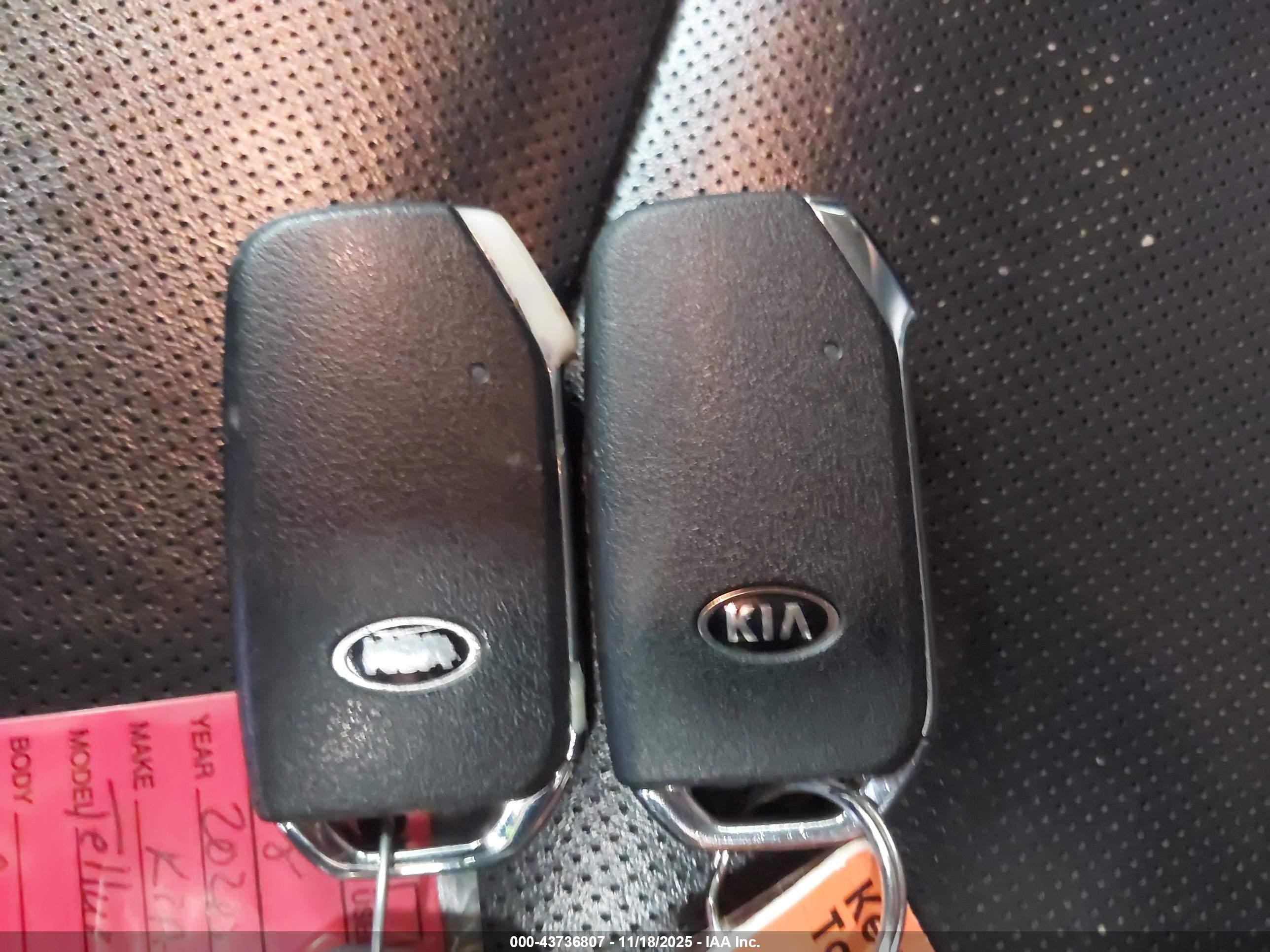 KIA TELLURIDE image 11