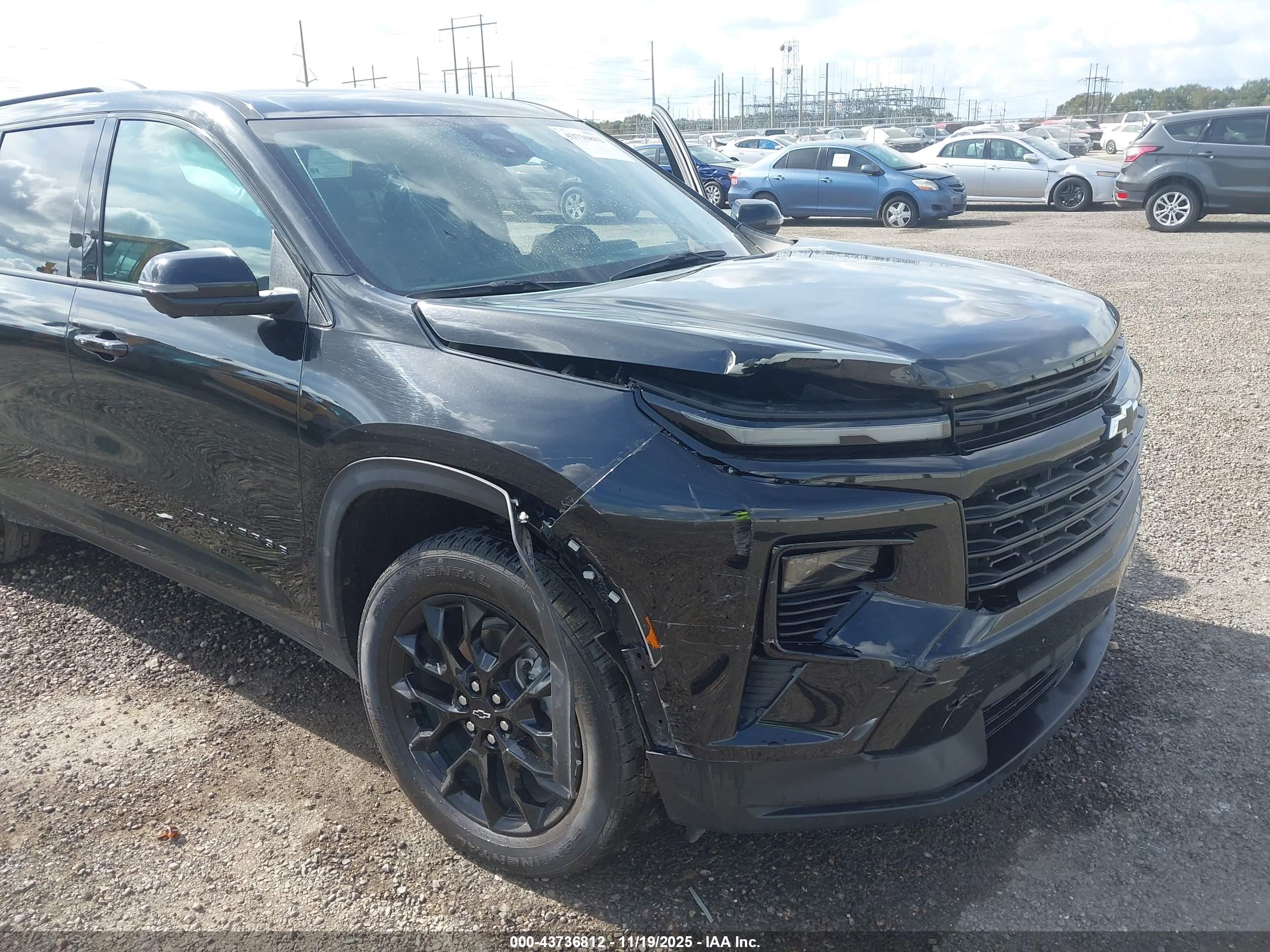 CHEVROLET TRAVERSE image 6