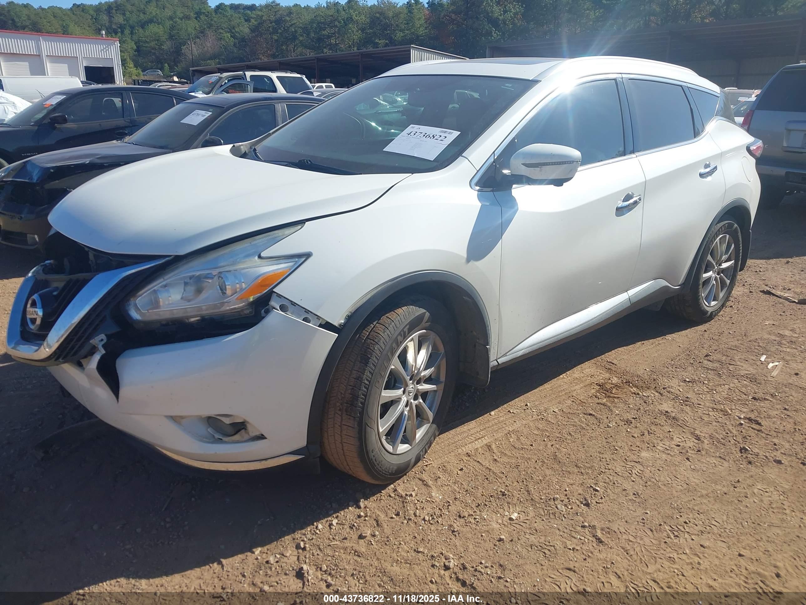 NISSAN MURANO image 2