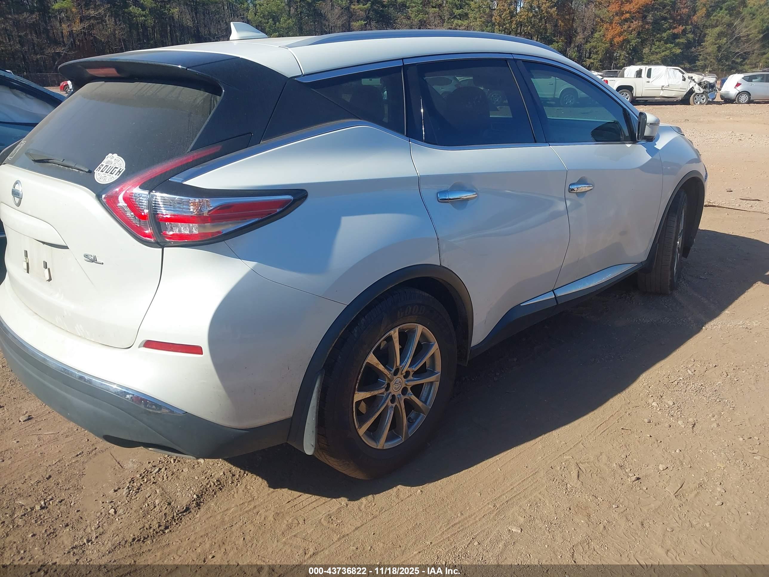 NISSAN MURANO image 4