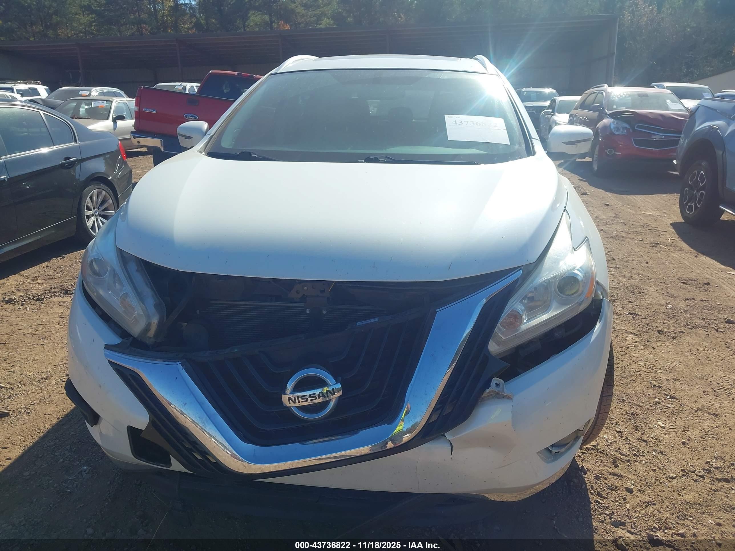 NISSAN MURANO image 6