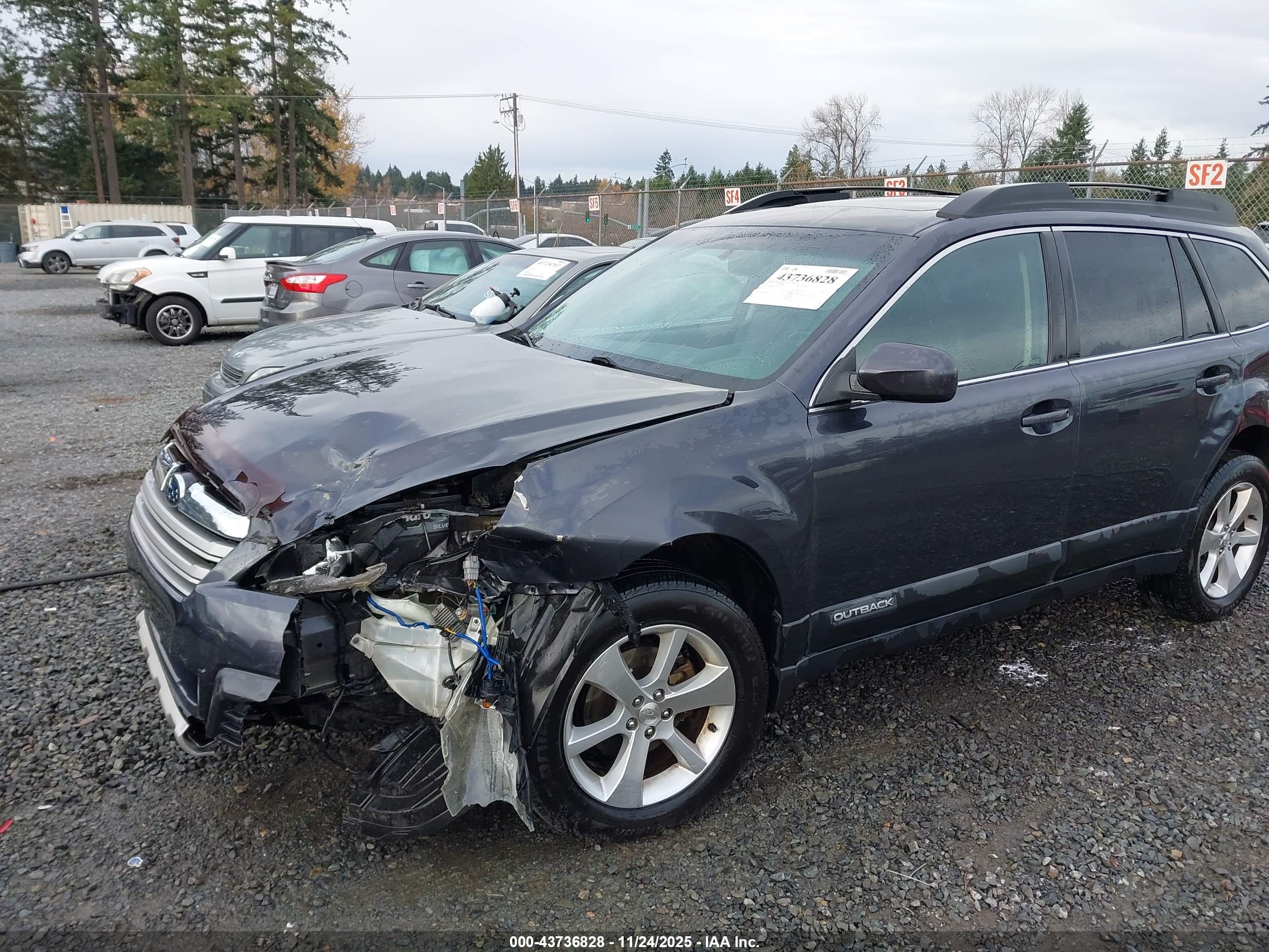 SUBARU OUTBACK image 6