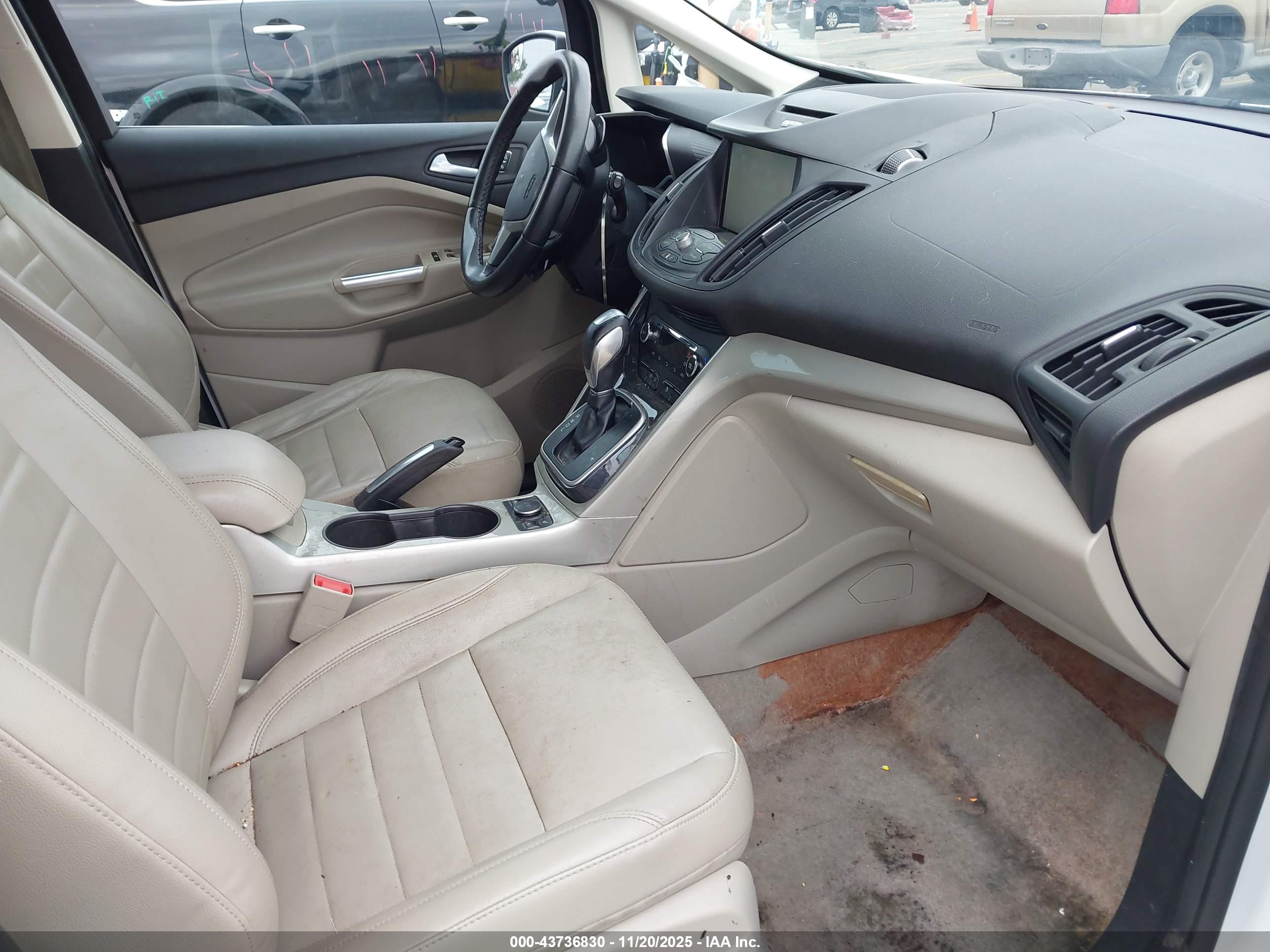 FORD C-MAX image 5