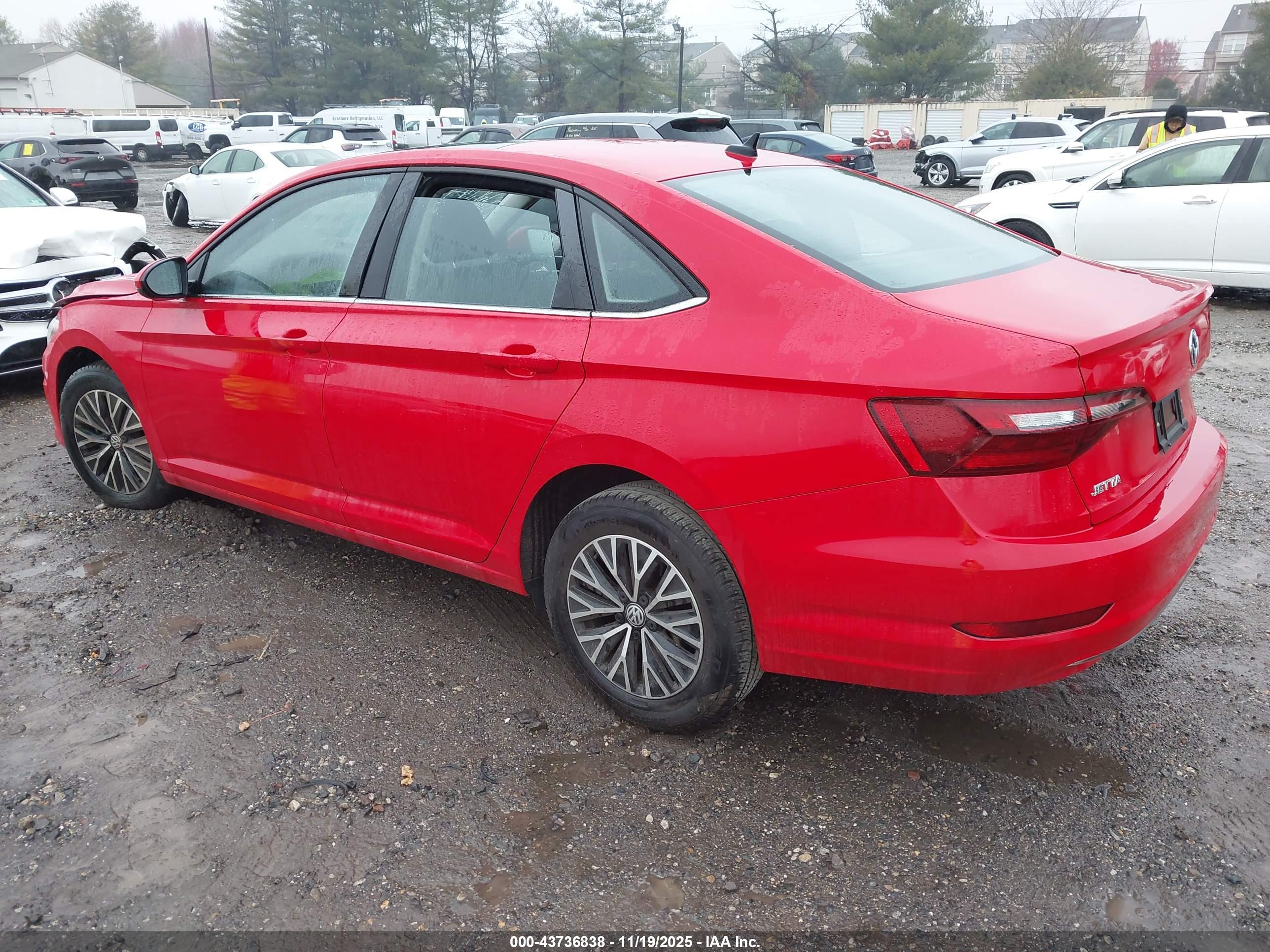 VOLKSWAGEN JETTA image 3
